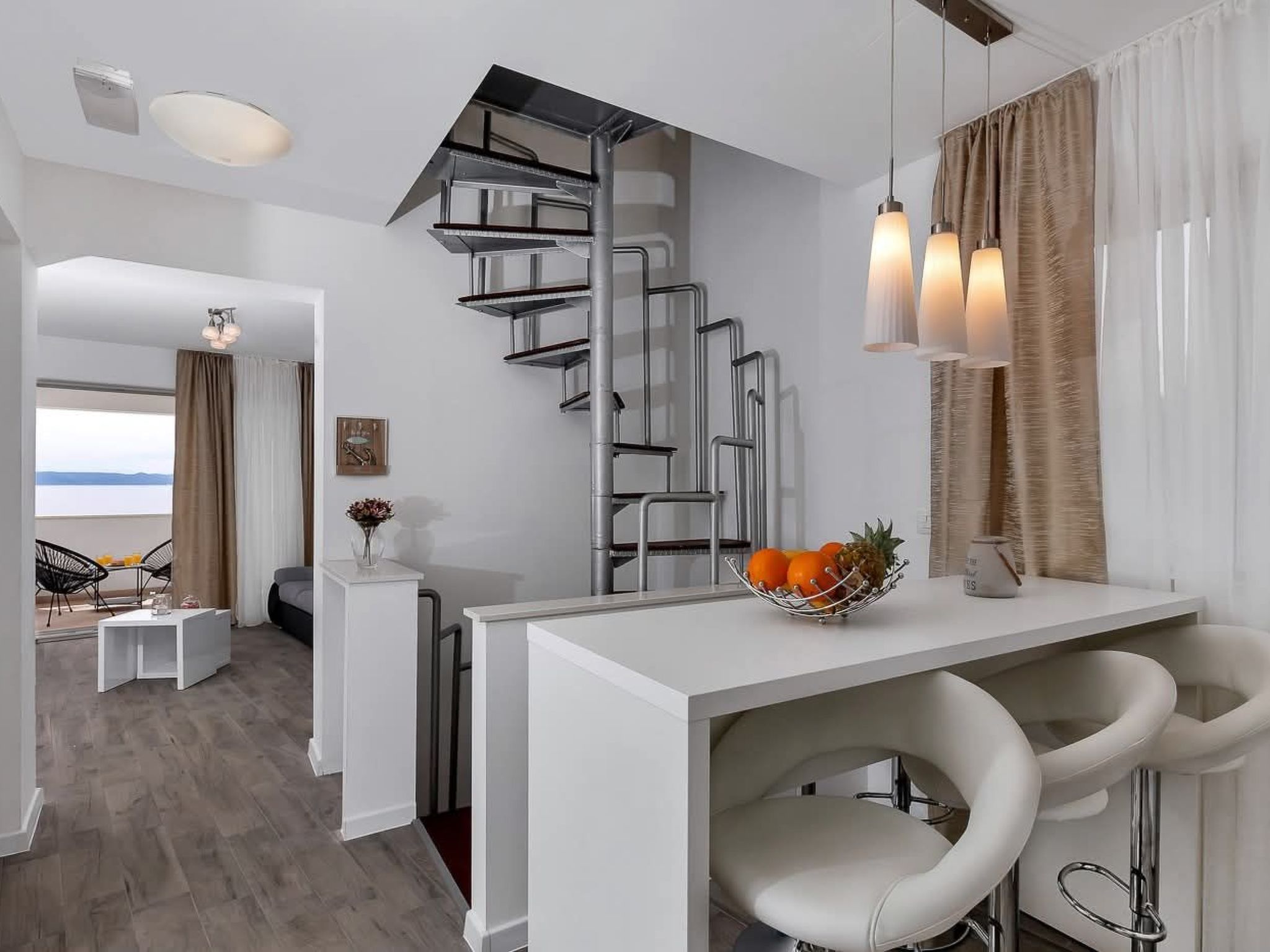 „Villa No Stress“ mit Infinity-Pool-Binnen