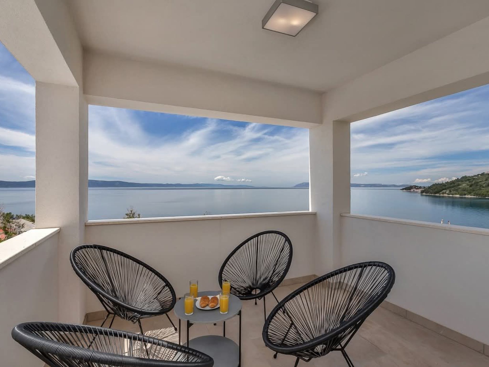 „Villa No Stress“ mit Infinity-Pool-Binnen