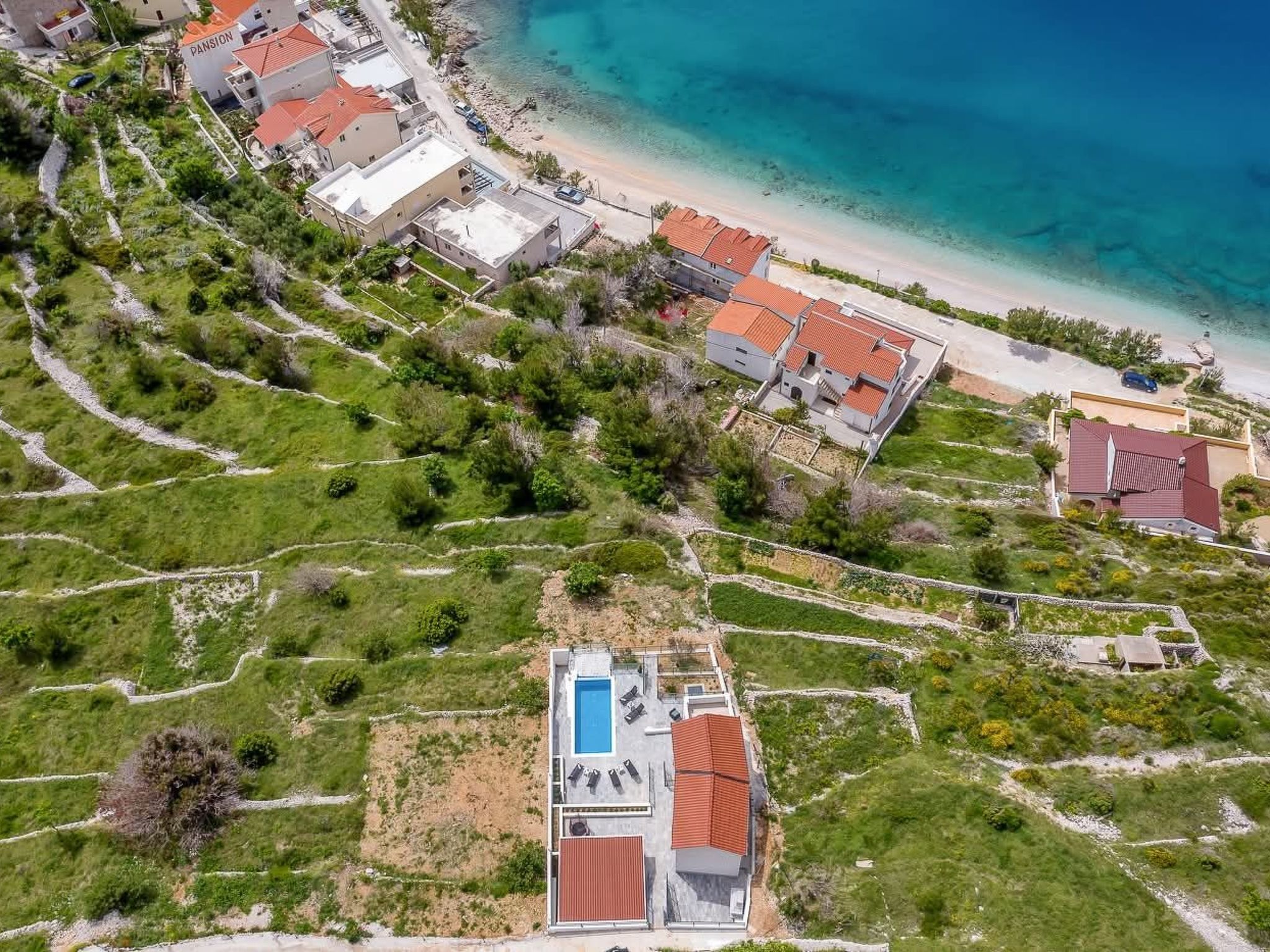 „Villa No Stress“ mit Infinity-Pool-Binnen