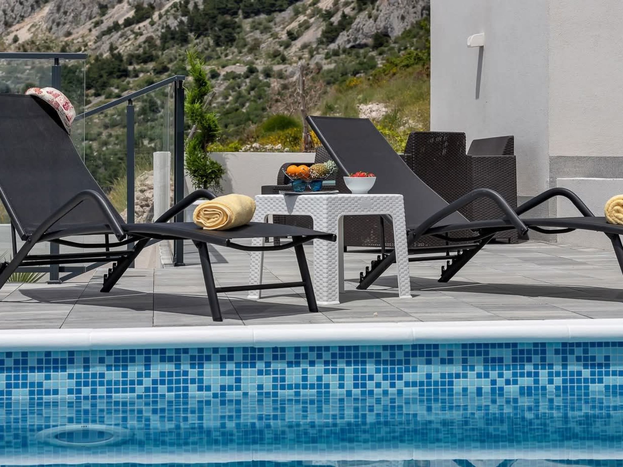 „Villa No Stress“ mit Infinity-Pool