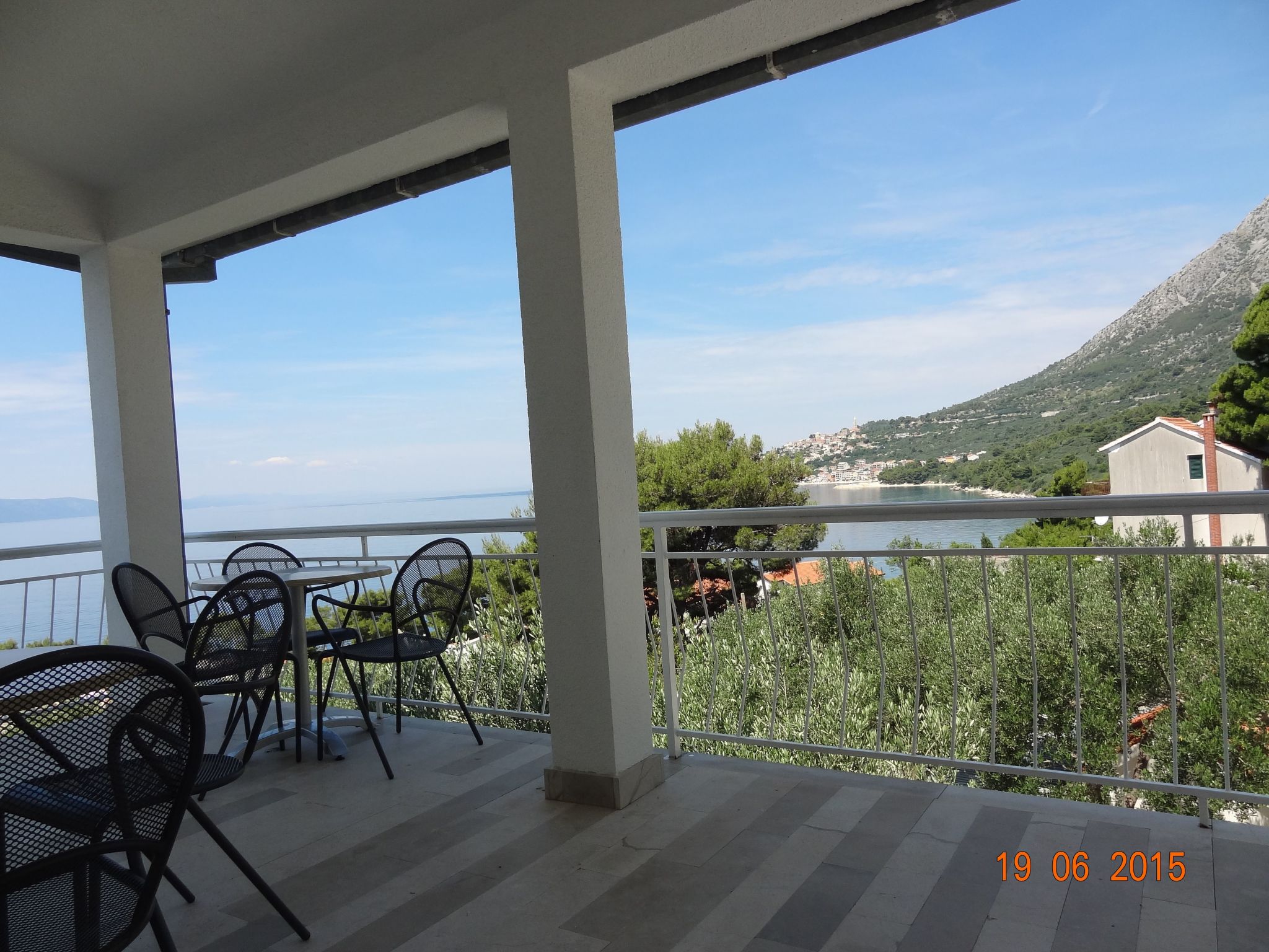 Ruhige Ferienwohnung mit Meerblick