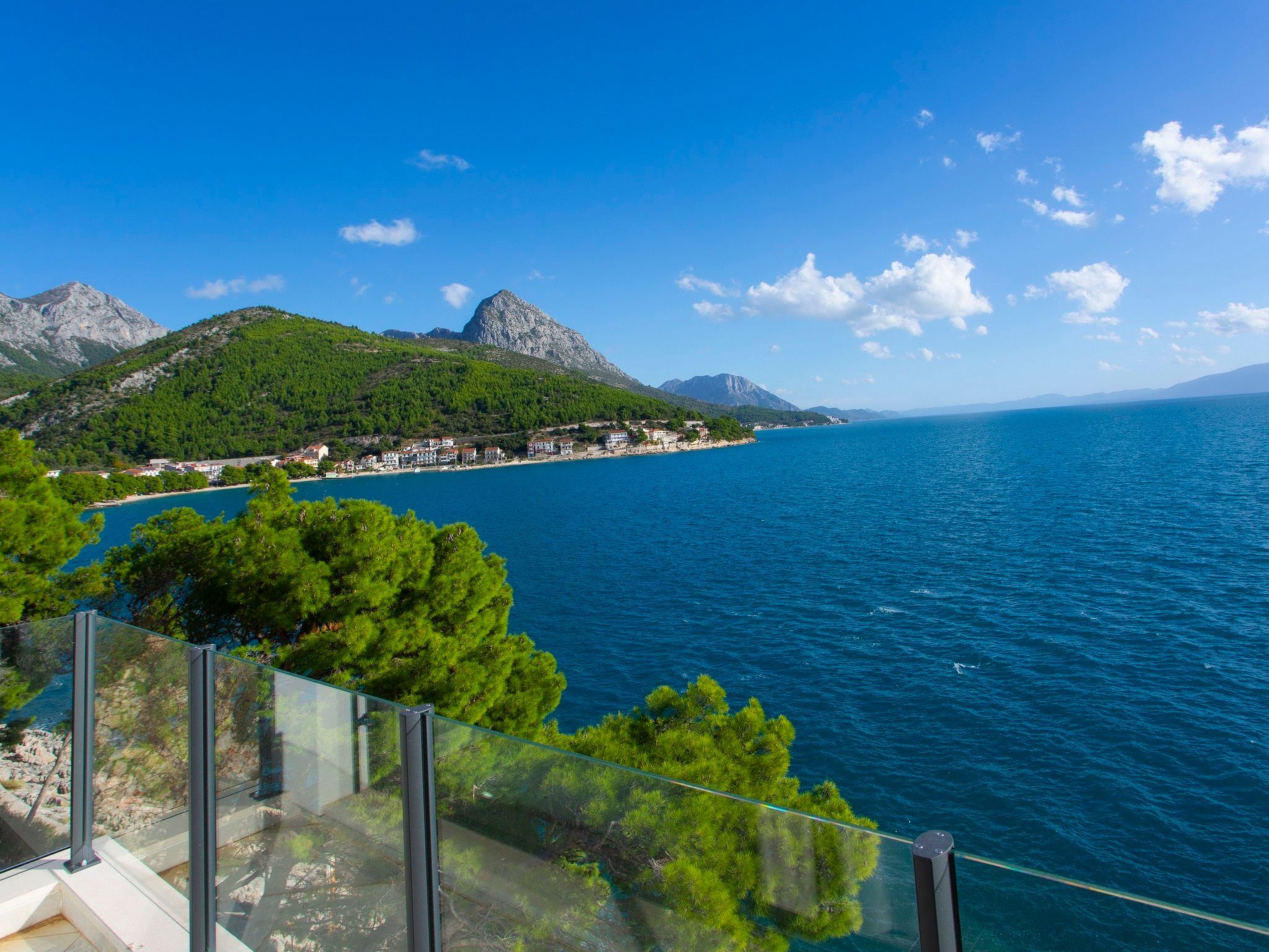 Villa Puntien am Meer mit privatem Pool-Image-tags.info