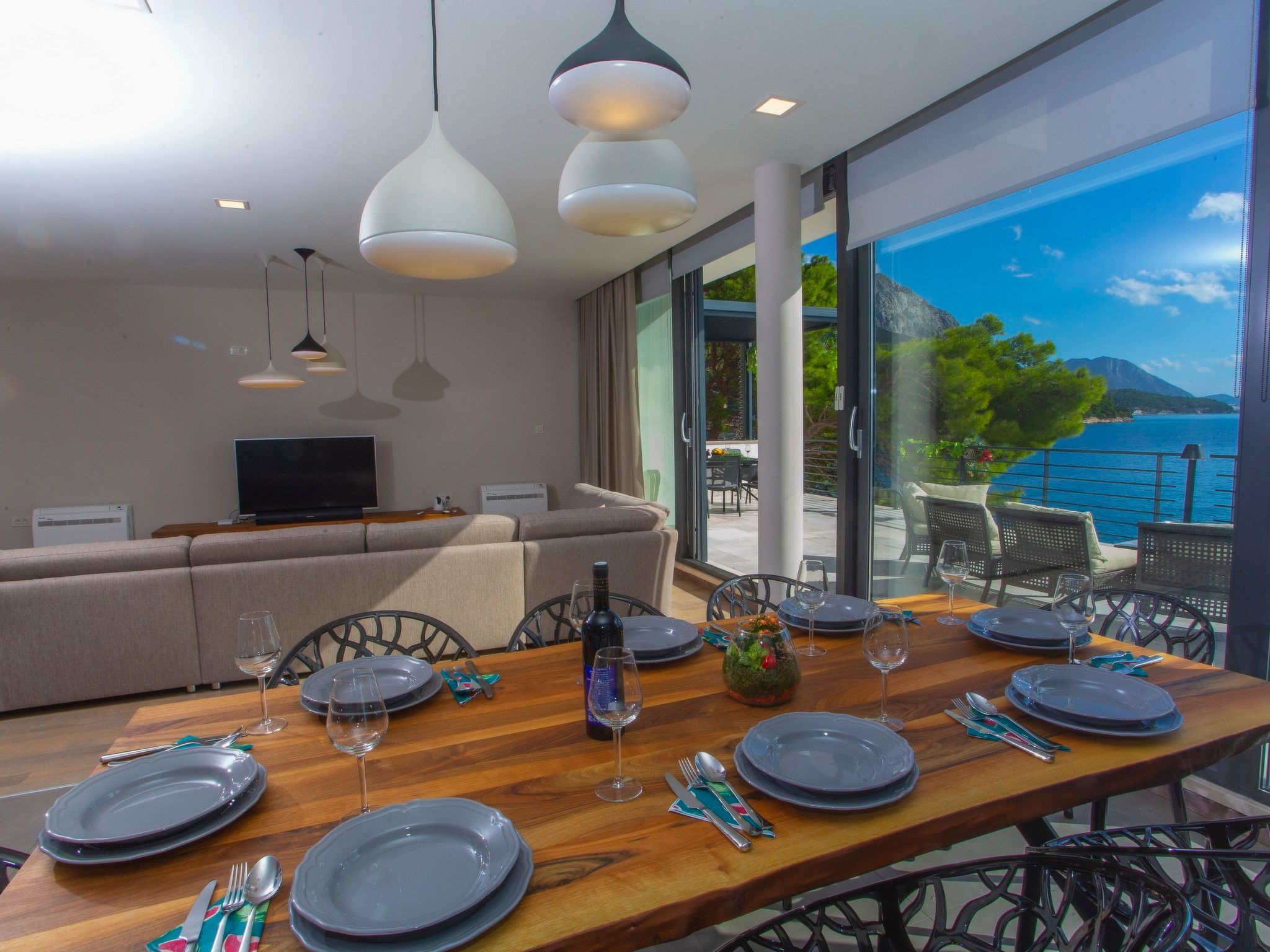 Villa Puntien am Meer mit privatem Pool-Image-tags.info