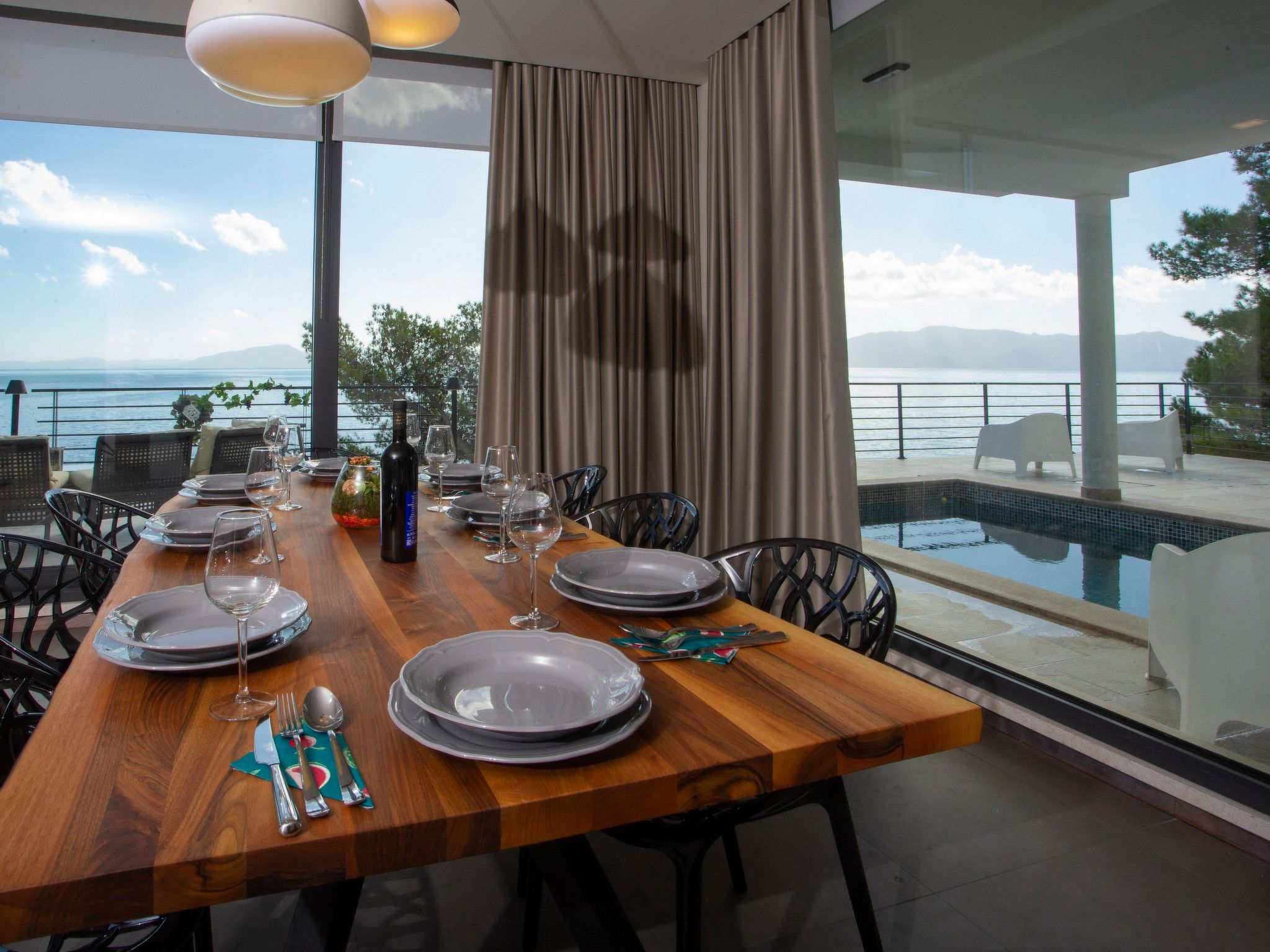 Villa Puntien am Meer mit privatem Pool-Image-tags.info