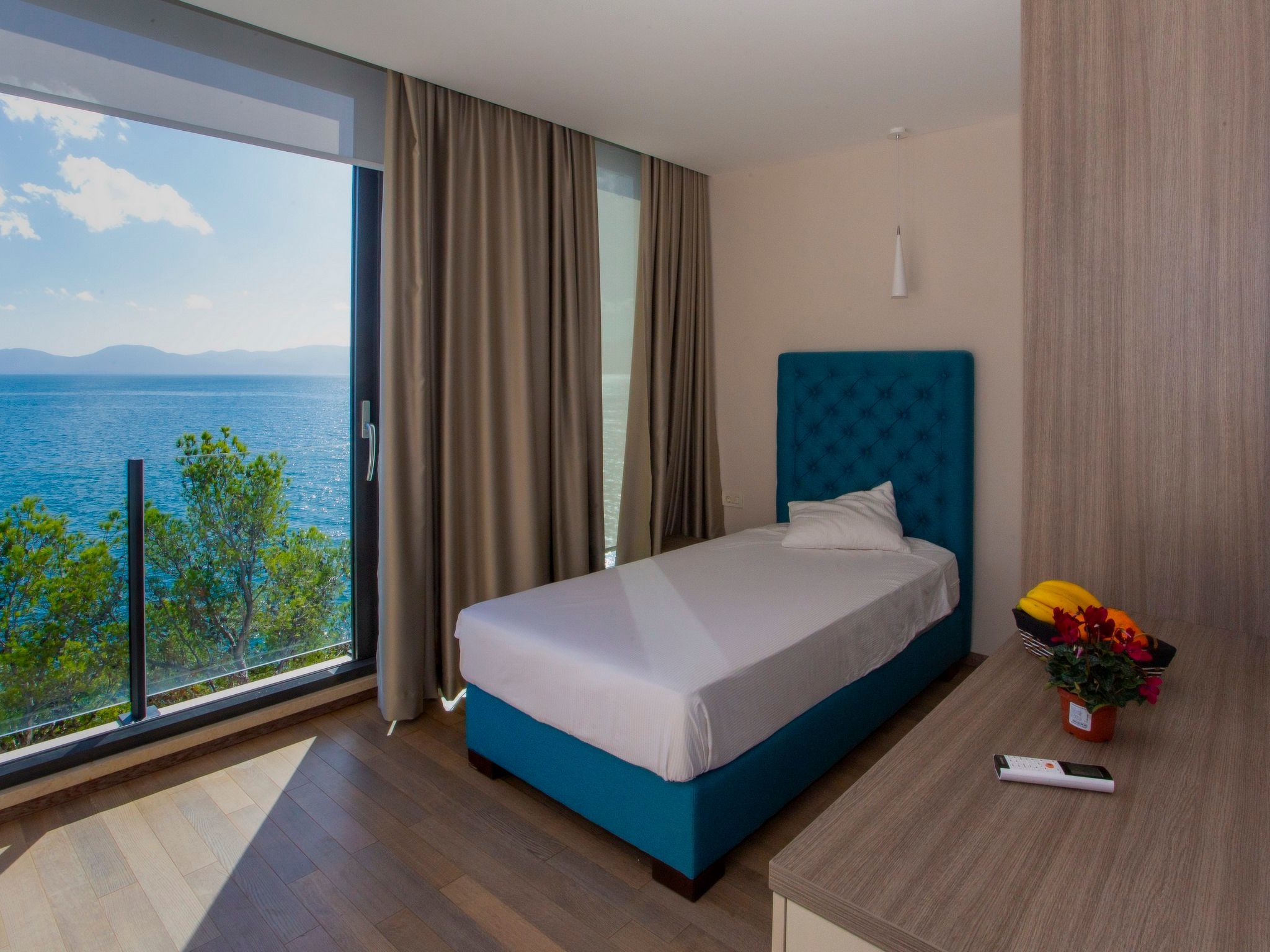 Villa Puntien am Meer mit privatem Pool-Image-tags.info