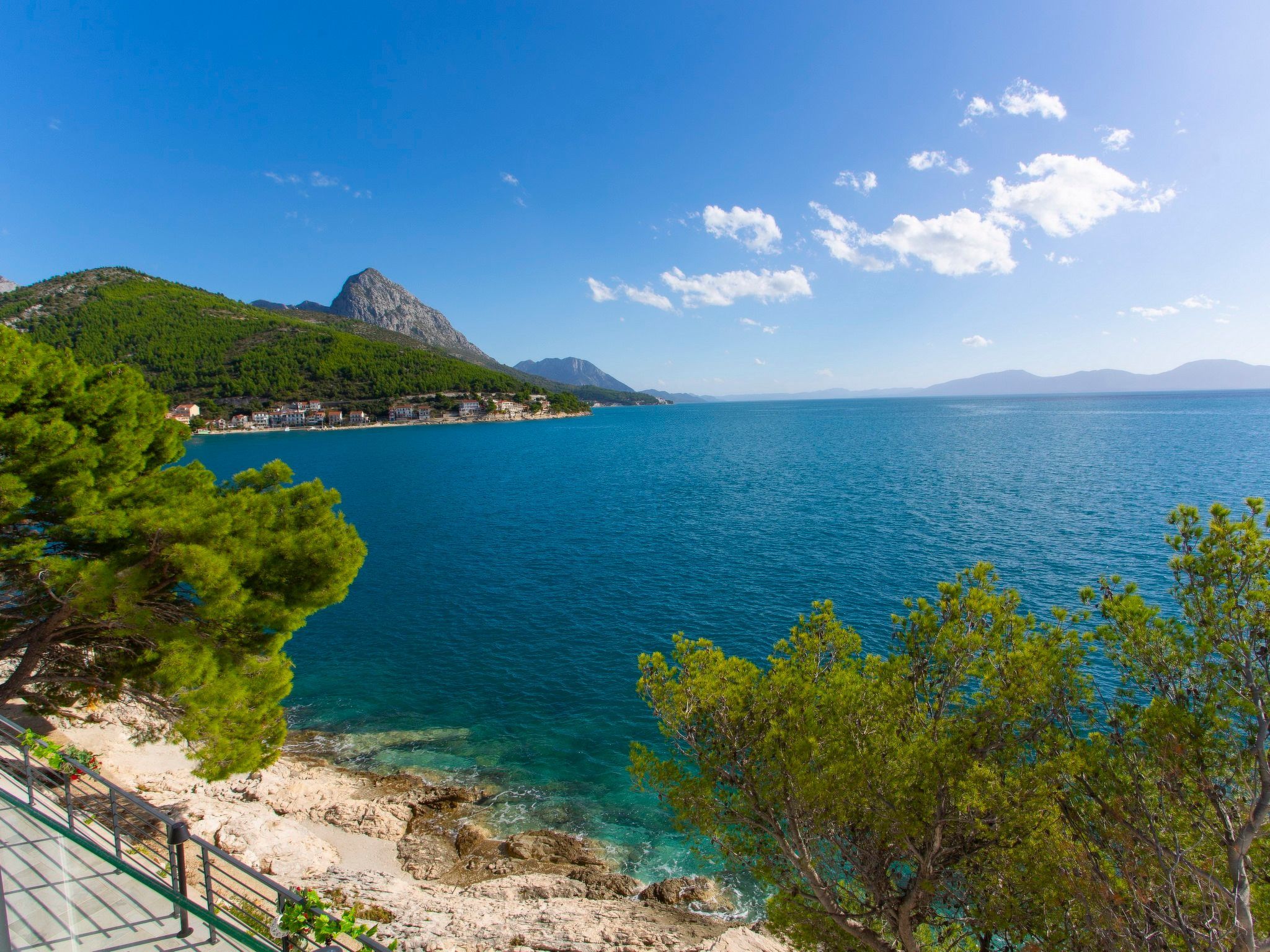 Villa Puntien am Meer mit privatem Pool-Image-tags.info