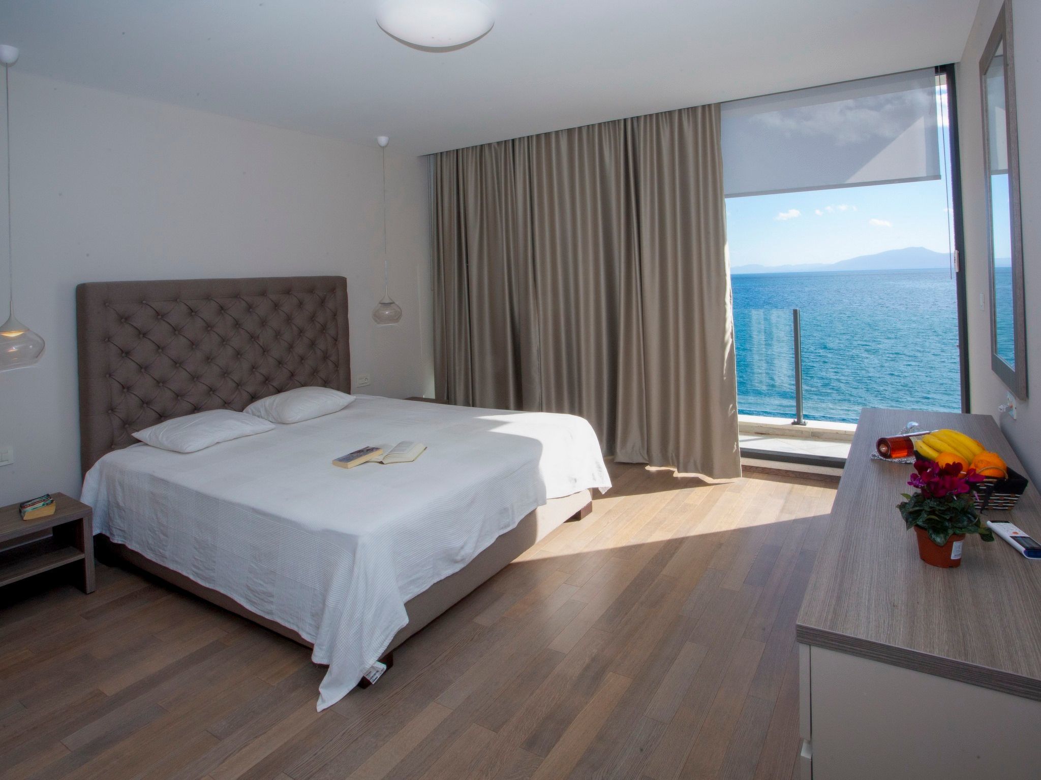 Villa Puntien am Meer mit privatem Pool-Image-tags.info