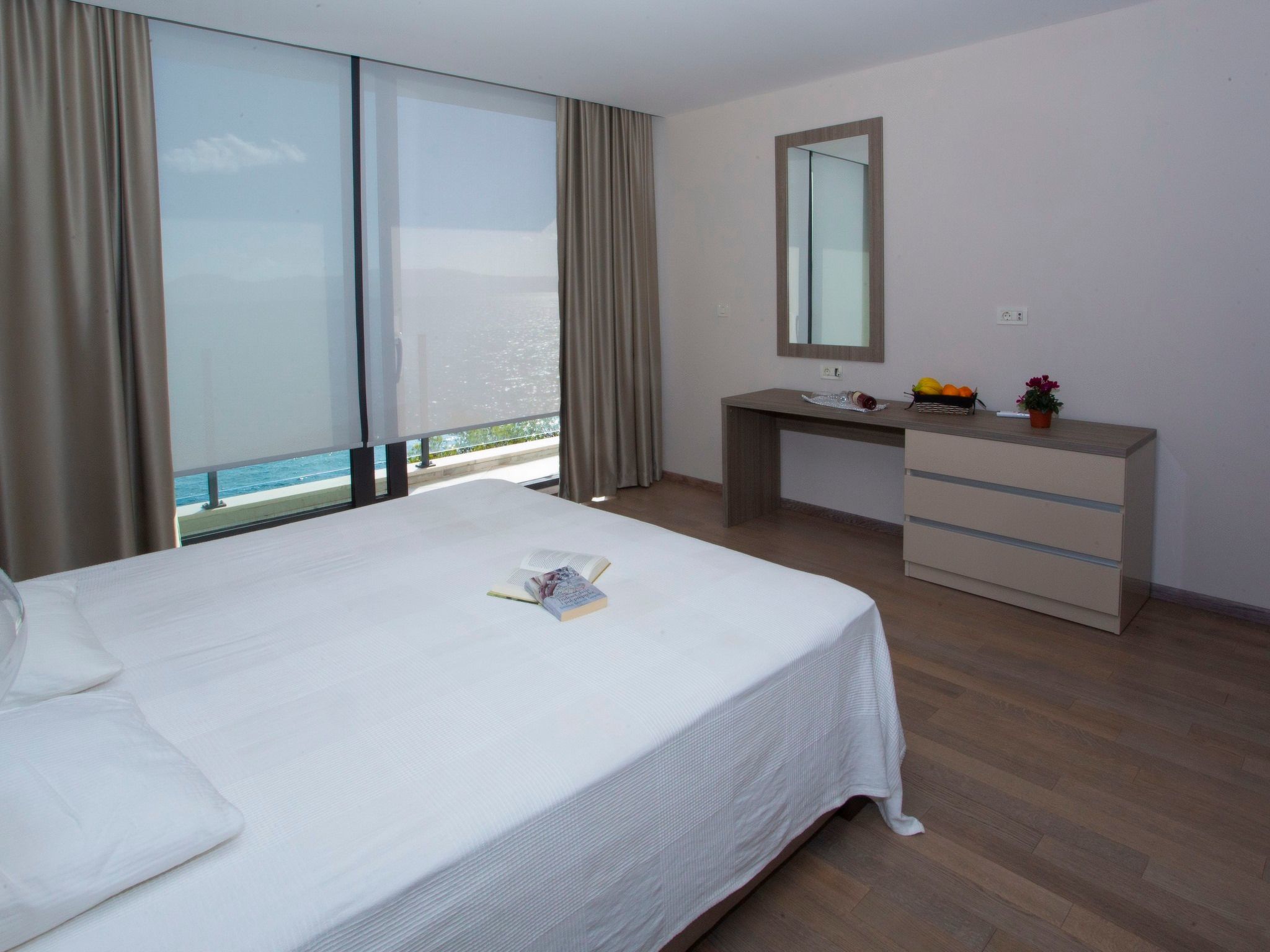 Villa Puntien am Meer mit privatem Pool-Image-tags.info