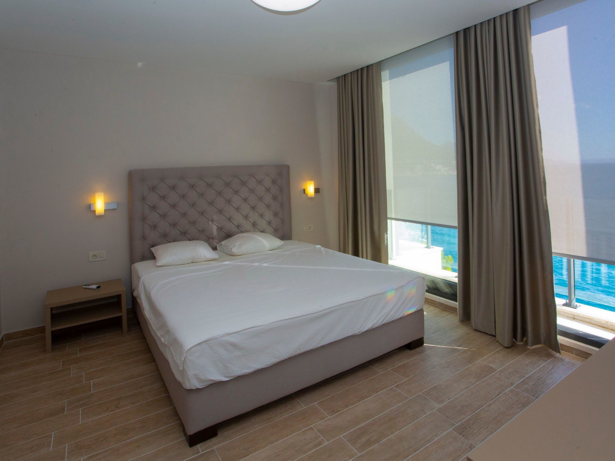 Villa Puntien am Meer mit privatem Pool-Image-tags.info