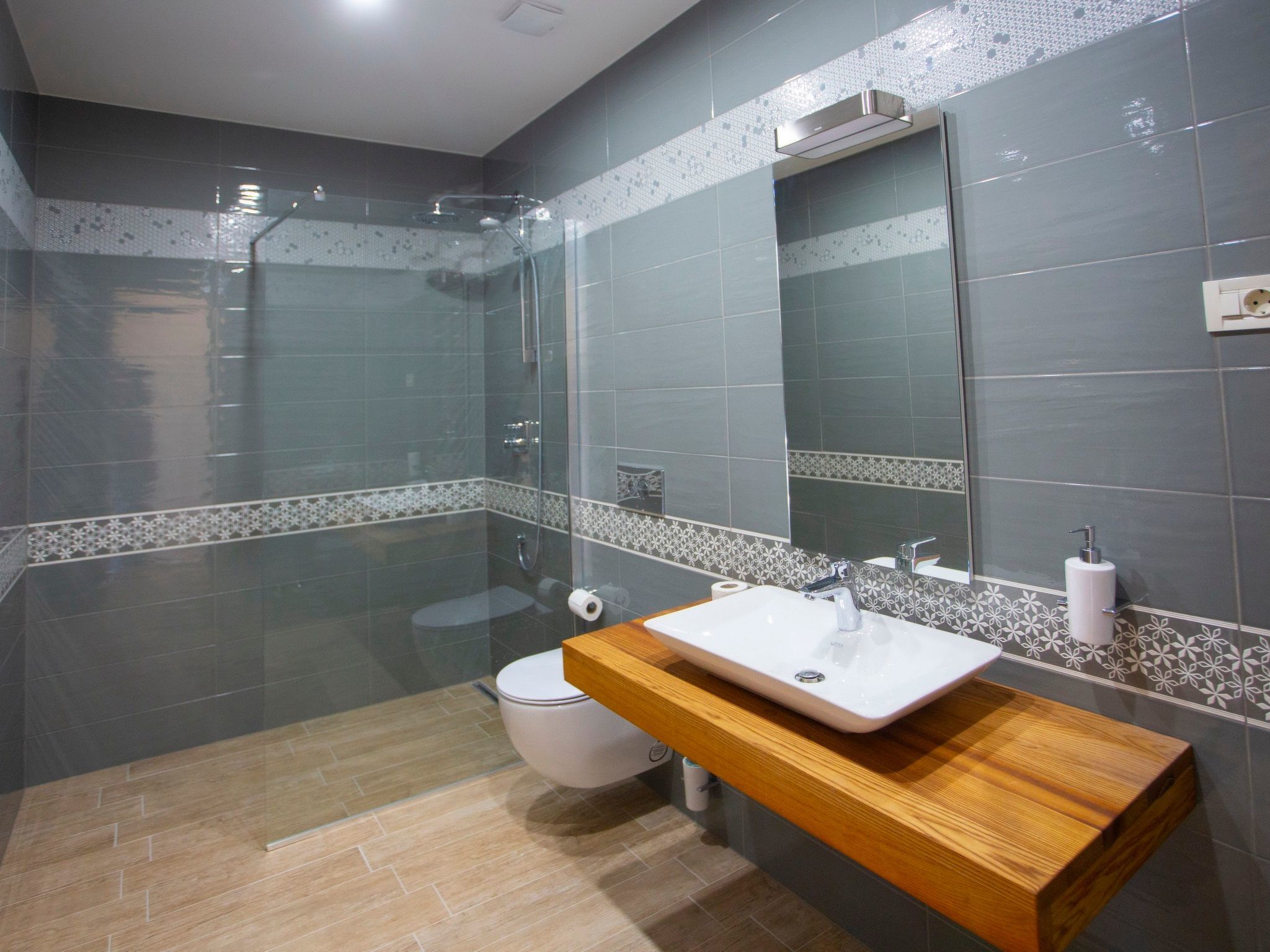 Villa Puntien am Meer mit privatem Pool-Image-tags.info