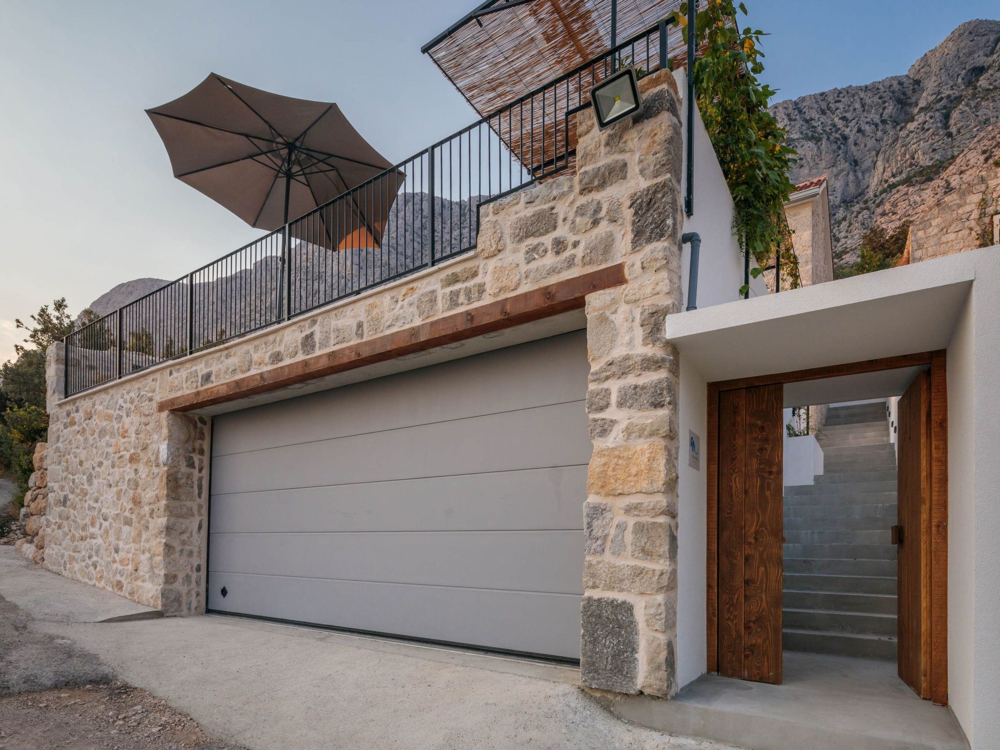 "Villa Mara" mit Terrasse-Image-tags.info