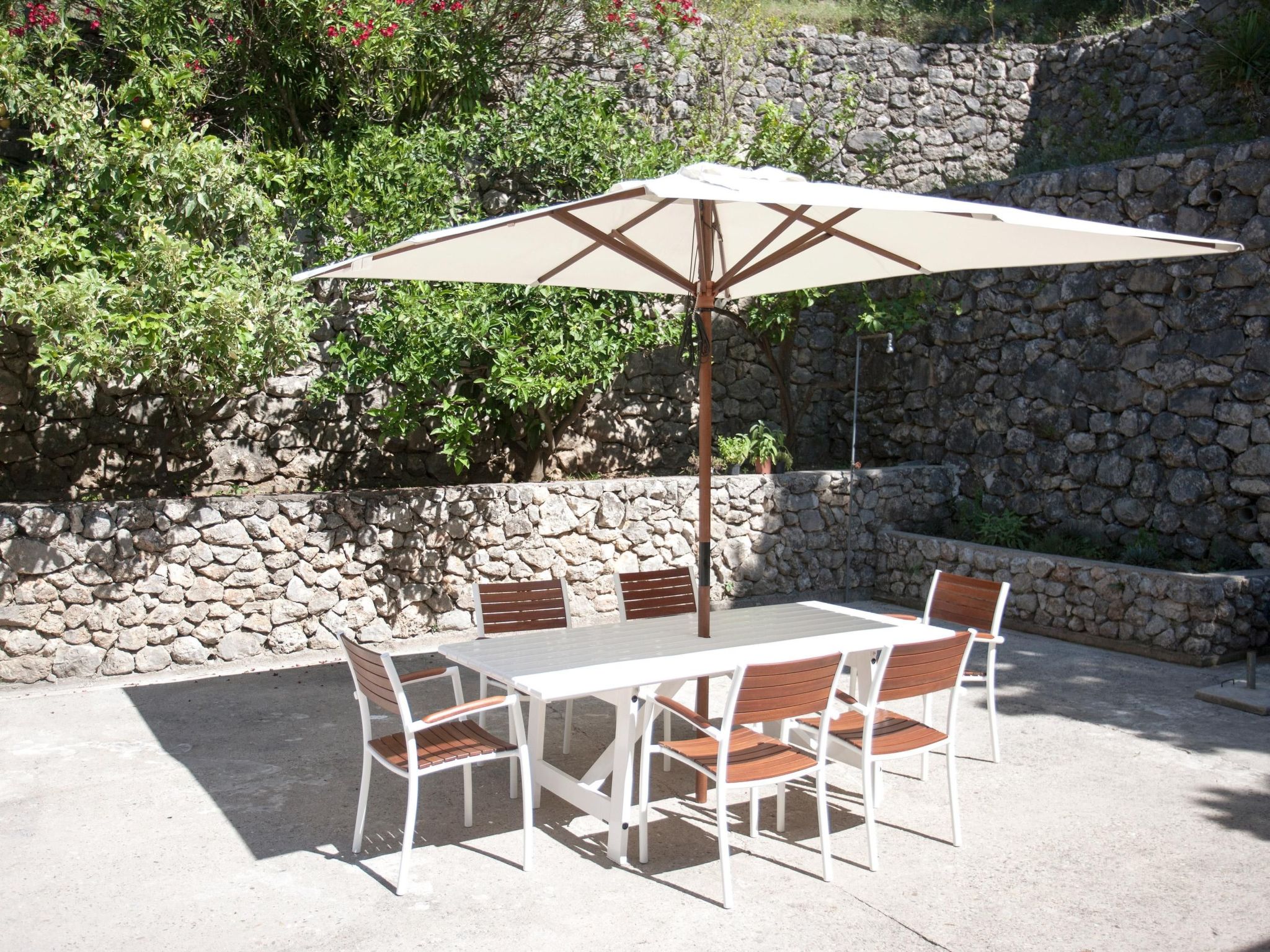 In Podaca mit Großem Balkon und Panoramablick-Image-tags.info