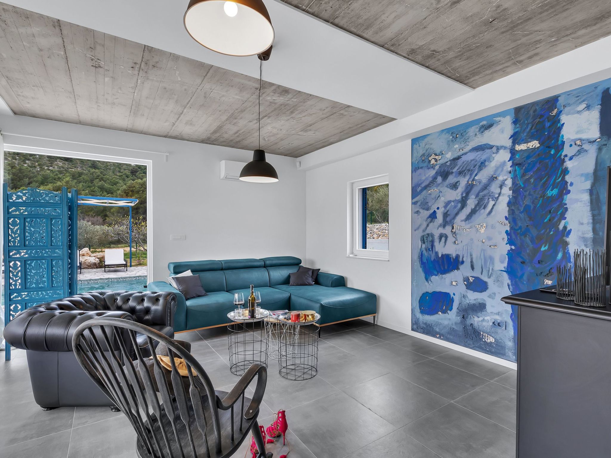 Modernes Ferienhaus in Zaostrog mit Beheiztem Pool-Drinnen