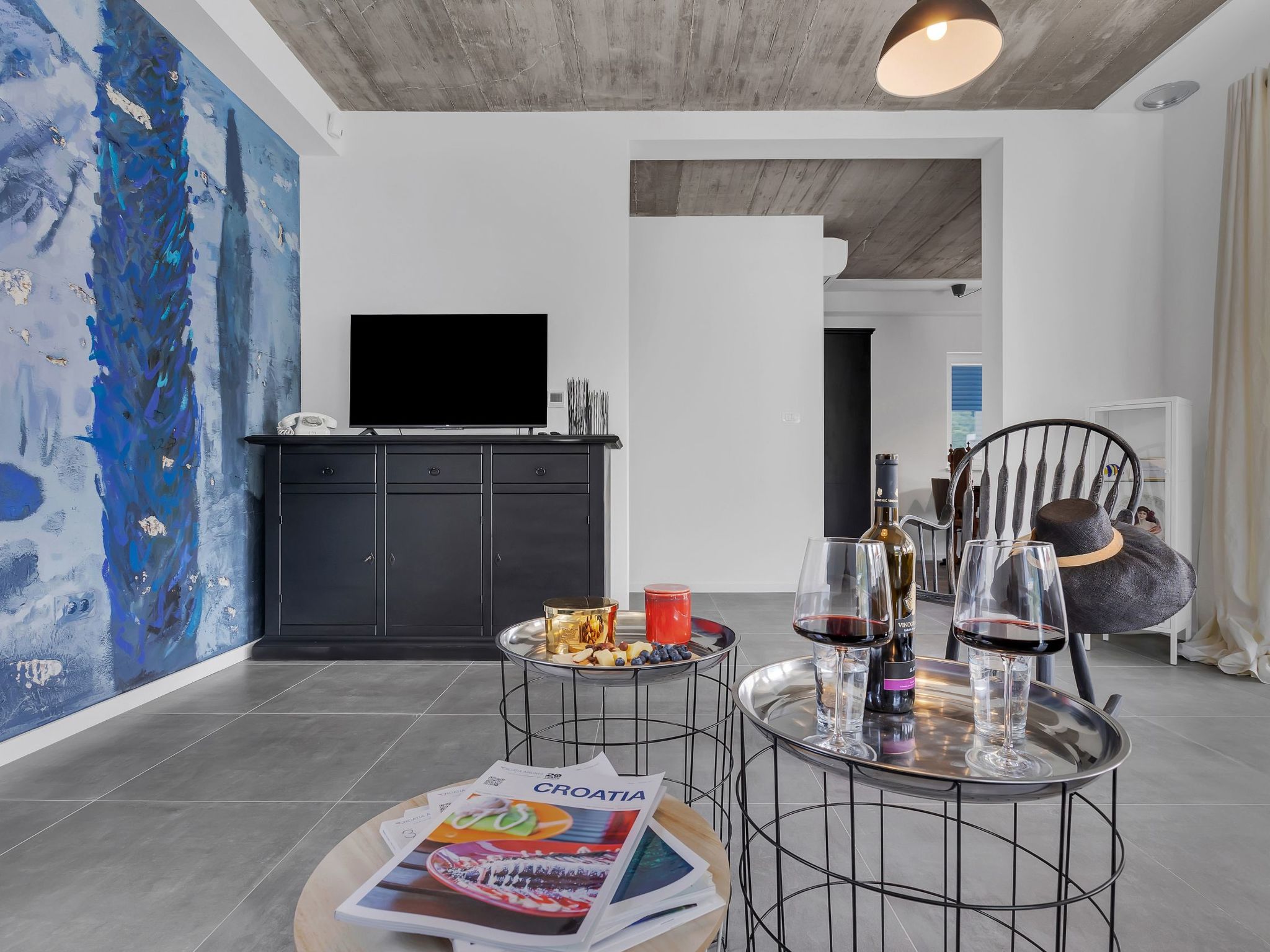 Modernes Ferienhaus in Zaostrog mit Beheiztem Pool-Drinnen