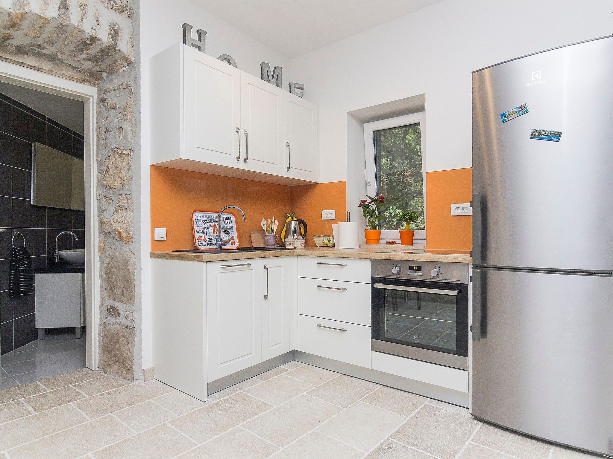 Schönes Steinhaus mit beheiztem Pool, Terrasse mit Meerblicl in ruhige Lage