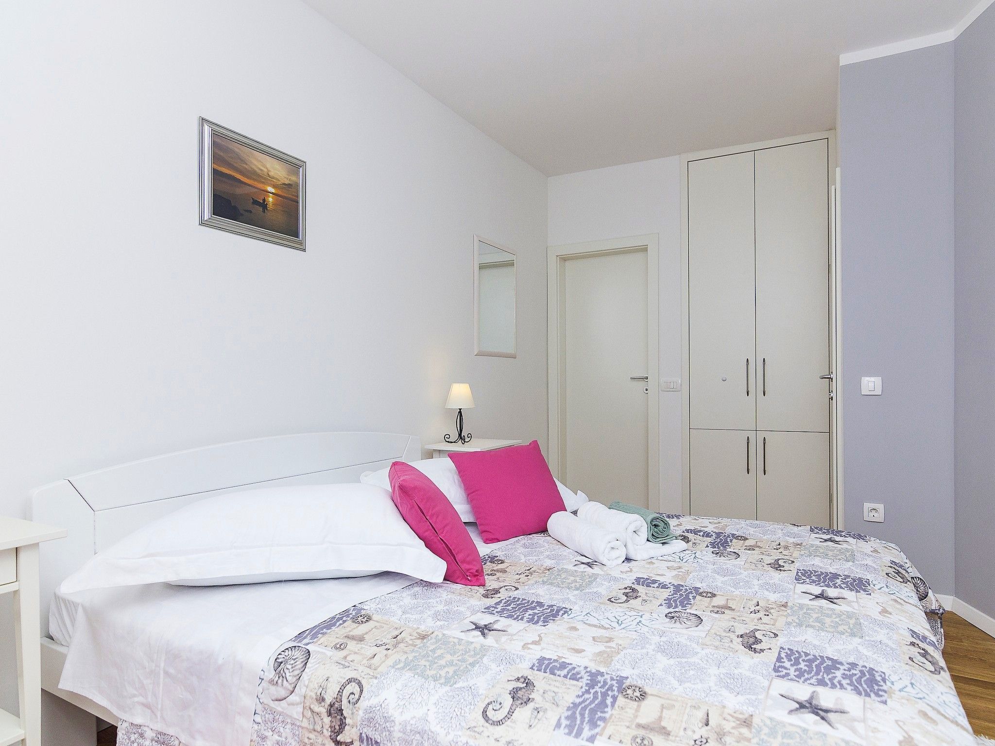 Schönes Steinhaus mit beheiztem Pool, Terrasse mit Meerblicl in ruhige Lage-Drinnen