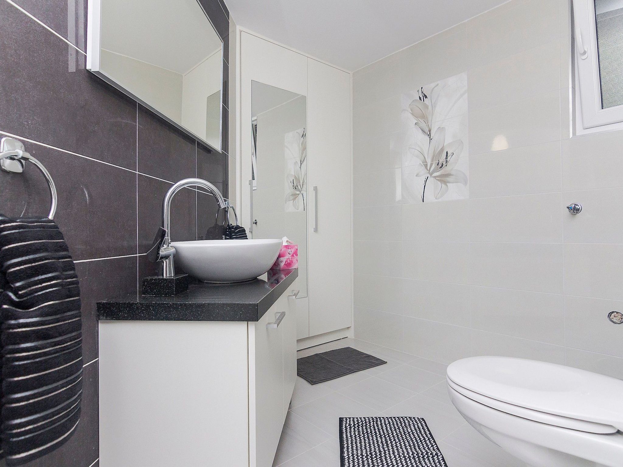 Schönes Steinhaus mit beheiztem Pool, Terrasse mit Meerblicl in ruhige Lage-Drinnen