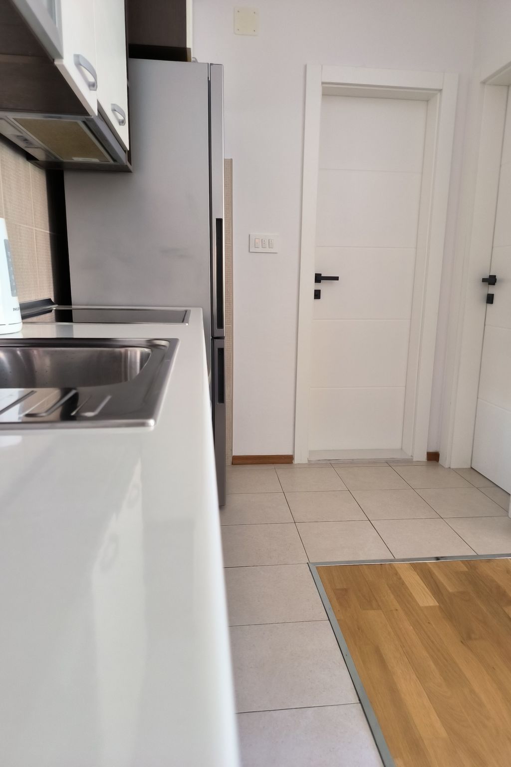 Gesamte Wohnung in Gradac mit Möbliertem Balkon-Image-tags.info