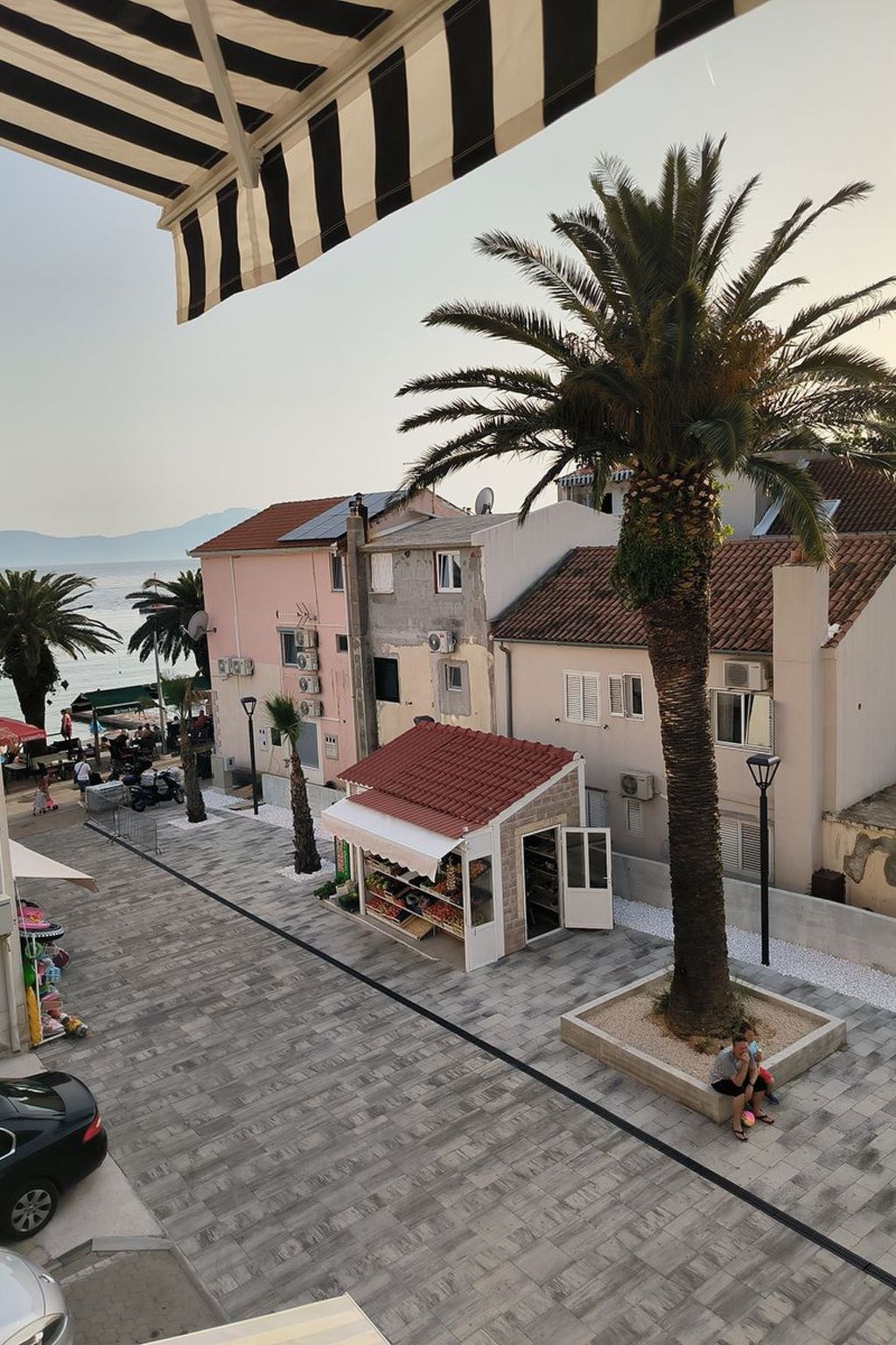 Gesamte Wohnung in Gradac mit Möbliertem Balkon-Image-tags.info