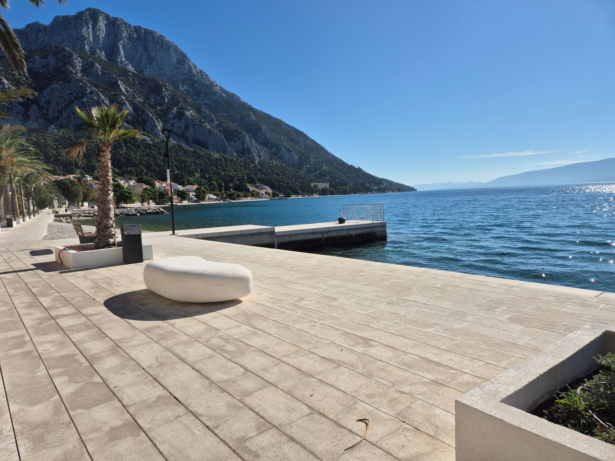 Gesamte Wohnung in Gradac mit Möbliertem Balkon-Image-tags.info