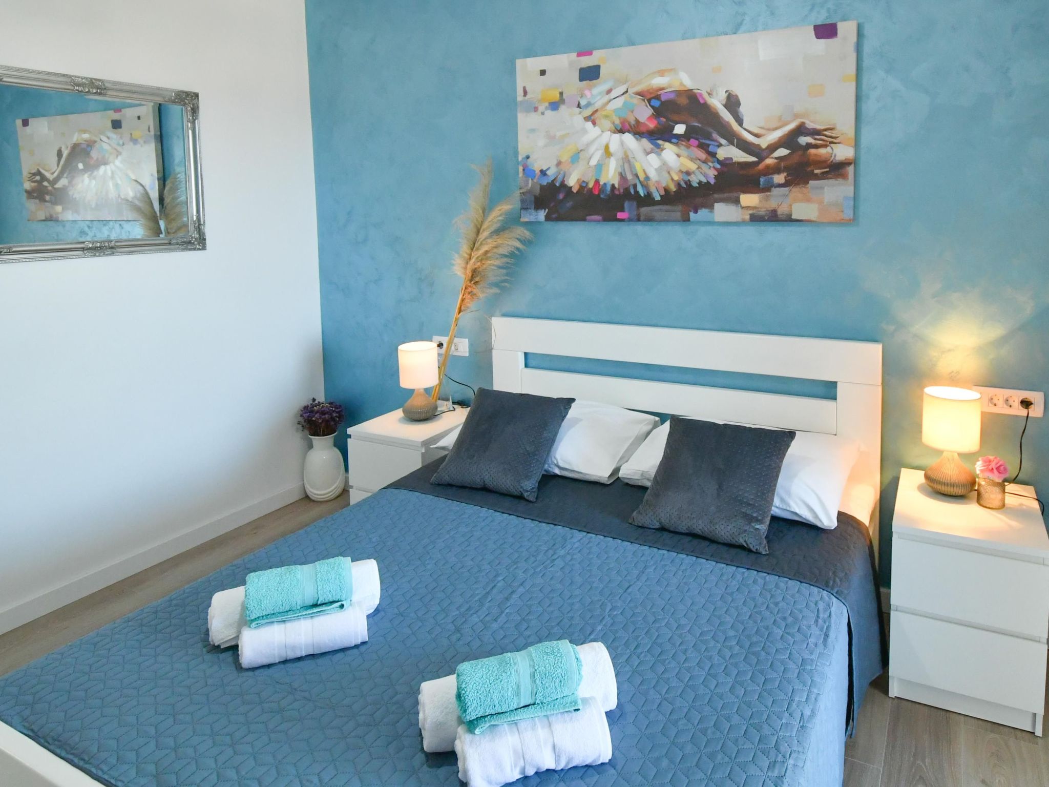 Mit privatem Parkplatz-Dedans