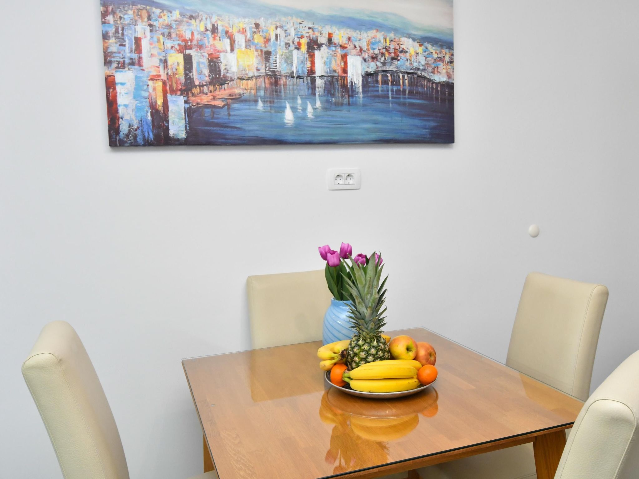 Mit privatem Parkplatz-Dedans