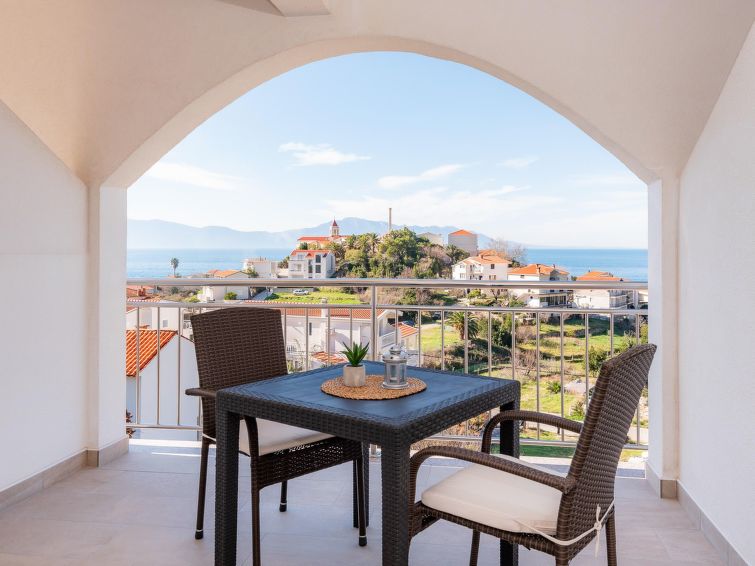 mit privater Terrasse