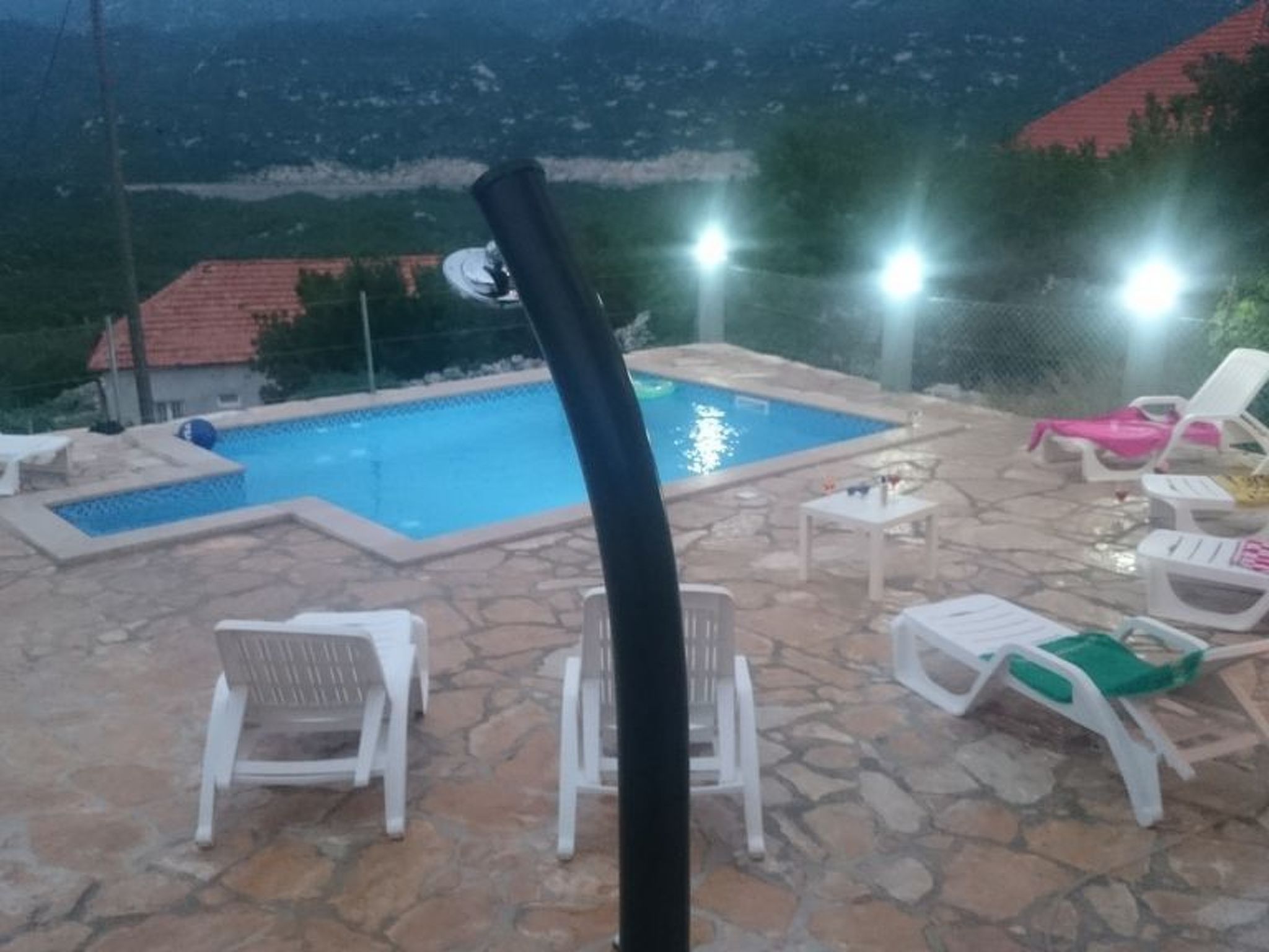 Mit privatem Pool-Dedans