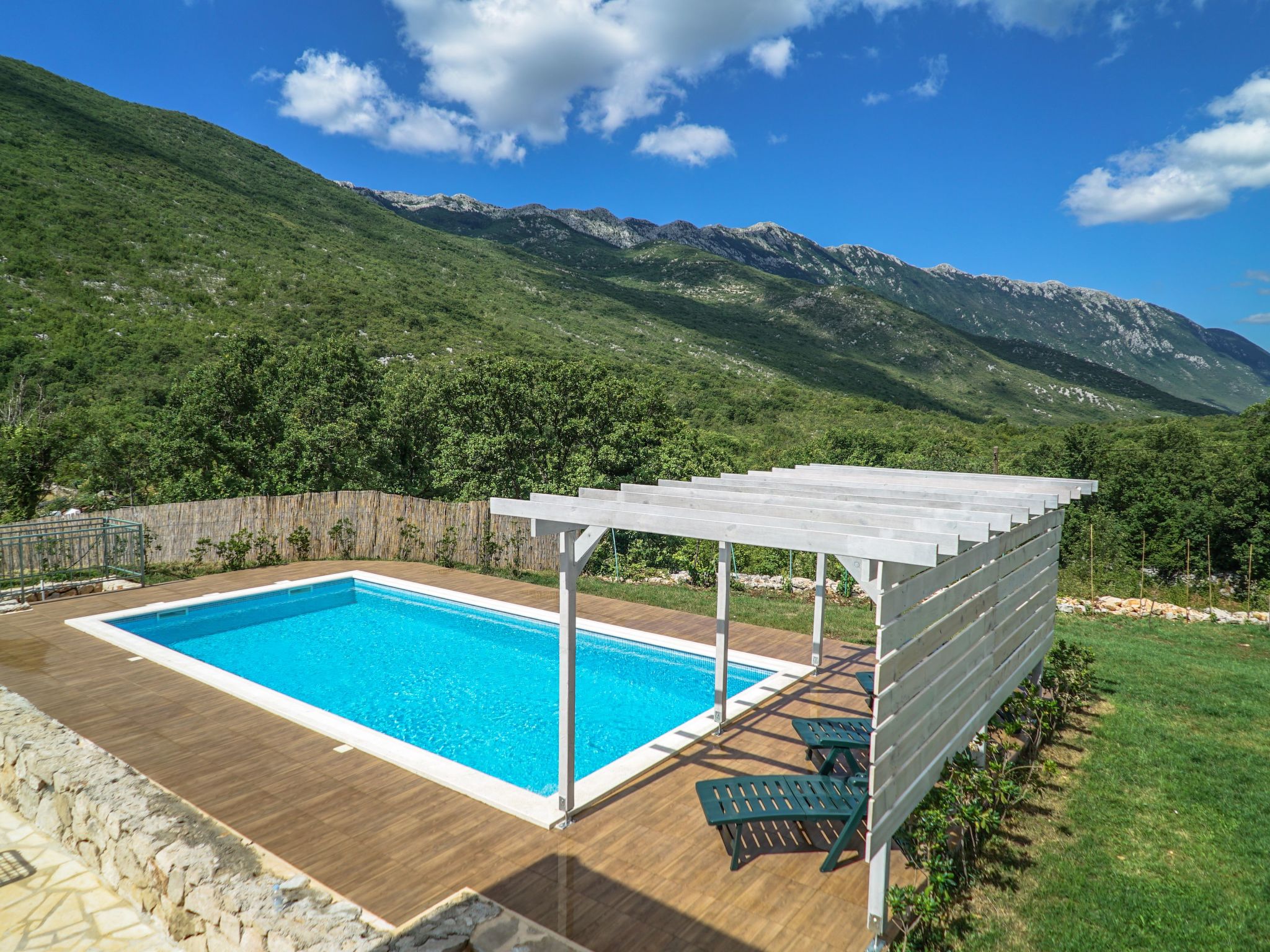 In Zagvozd mit Privatem Pool-Inside