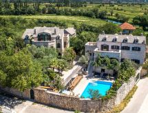 Landgoed Luica Dvori: Stijlvol groepshuis voor 20 personen in Midden-Dalmatië - thumbnail 2