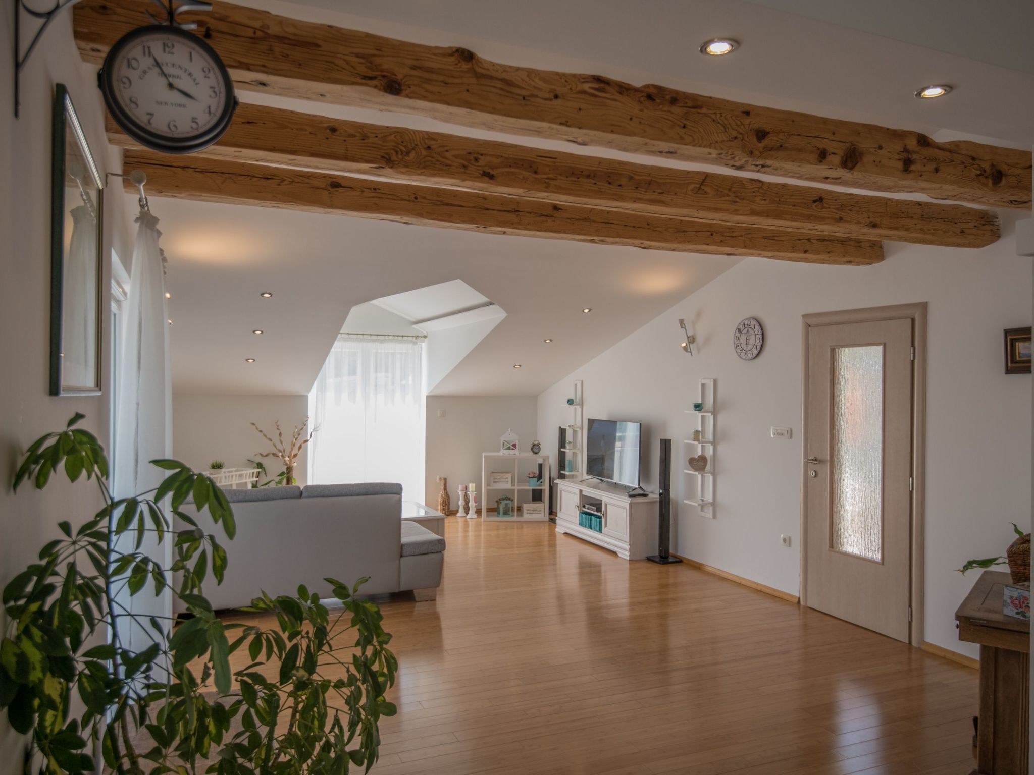 Freistehende Villa Iva Grubine mit Privatpool-Inside