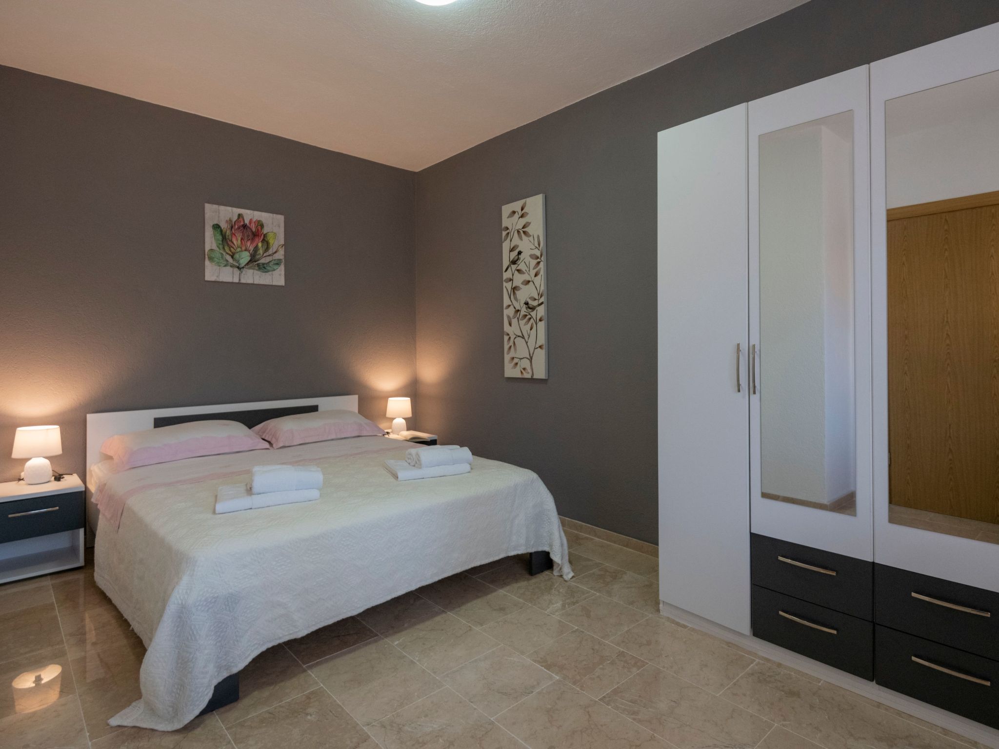 Haus in Grubine mit Außenpool-Binnen