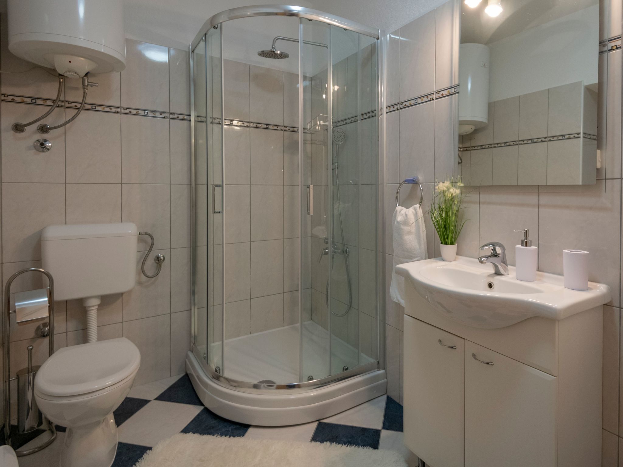 Haus in Grubine mit Außenpool-Binnen