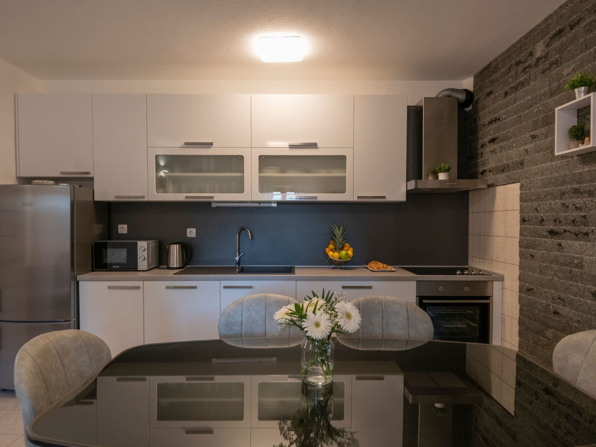 Haus in Grubine mit Außenpool-Binnen