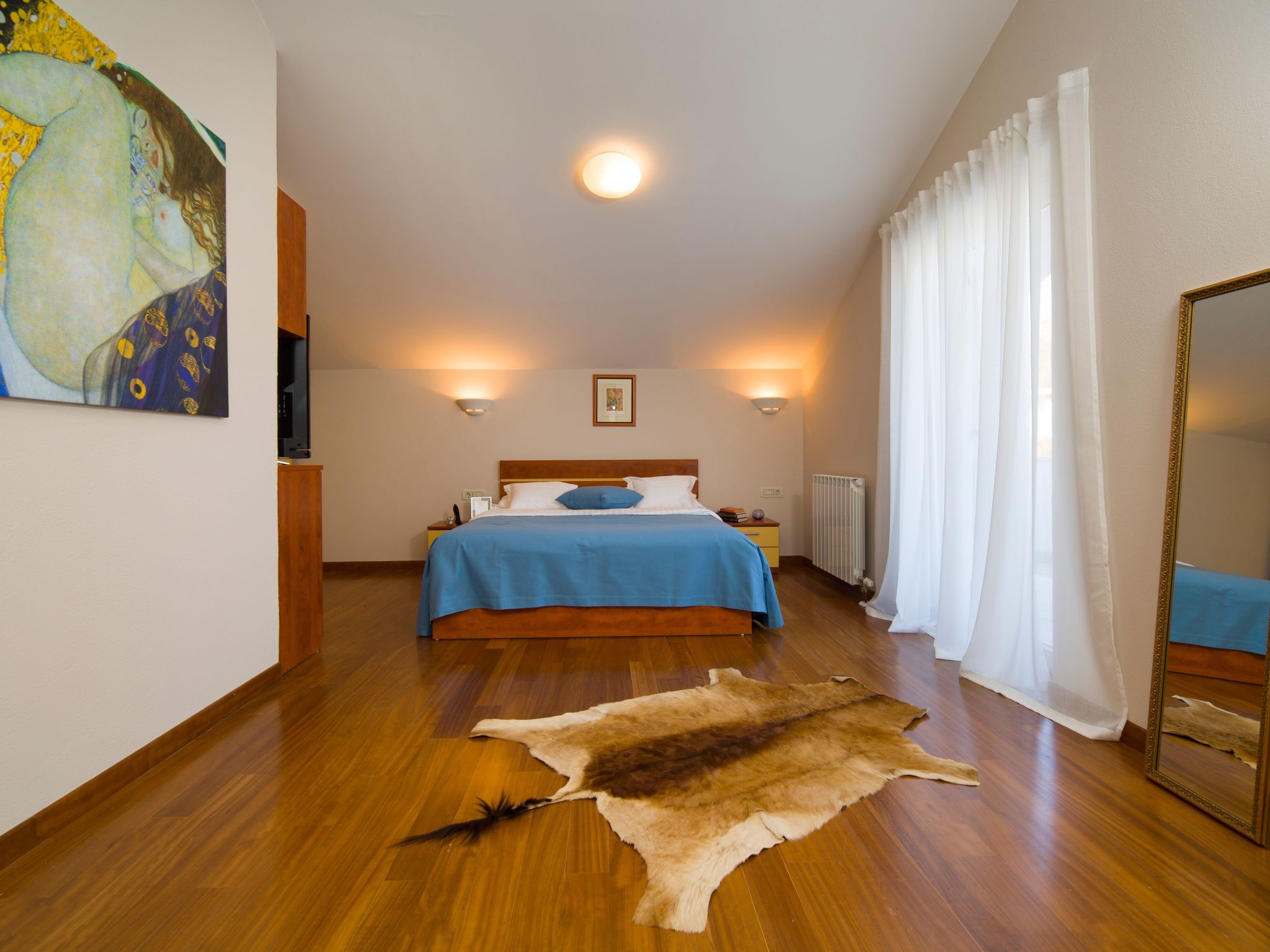 Ferienvilla mit Garten, Grill und Terrasse-Drinnen