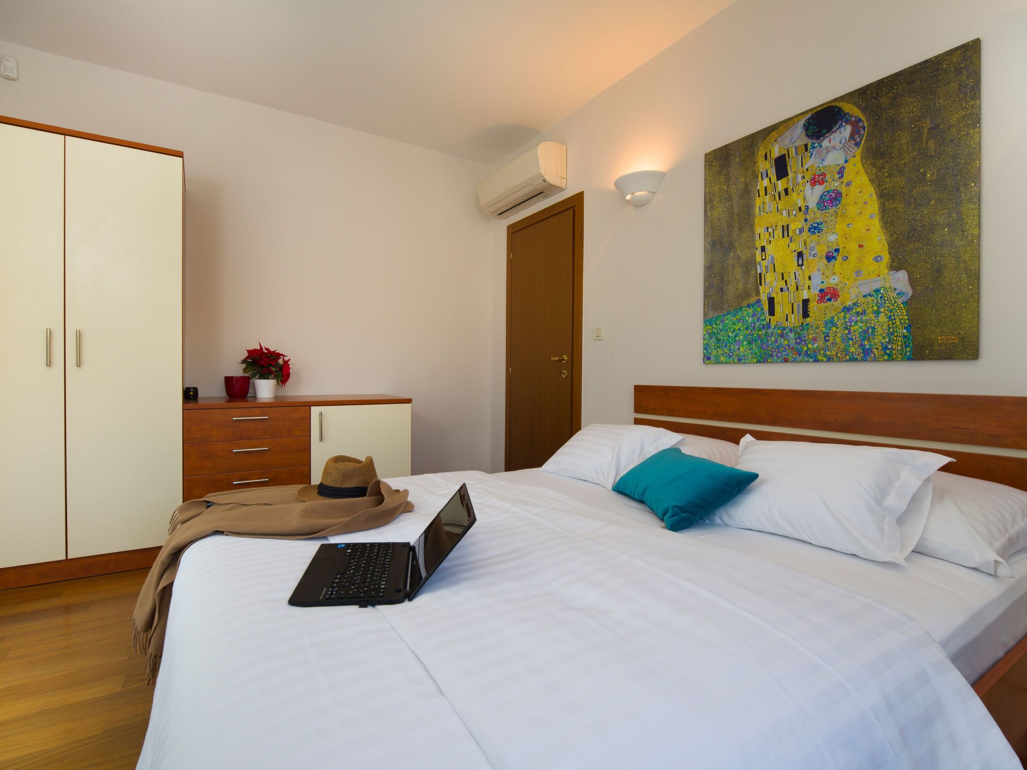 Ferienvilla mit Garten, Grill und Terrasse-Drinnen