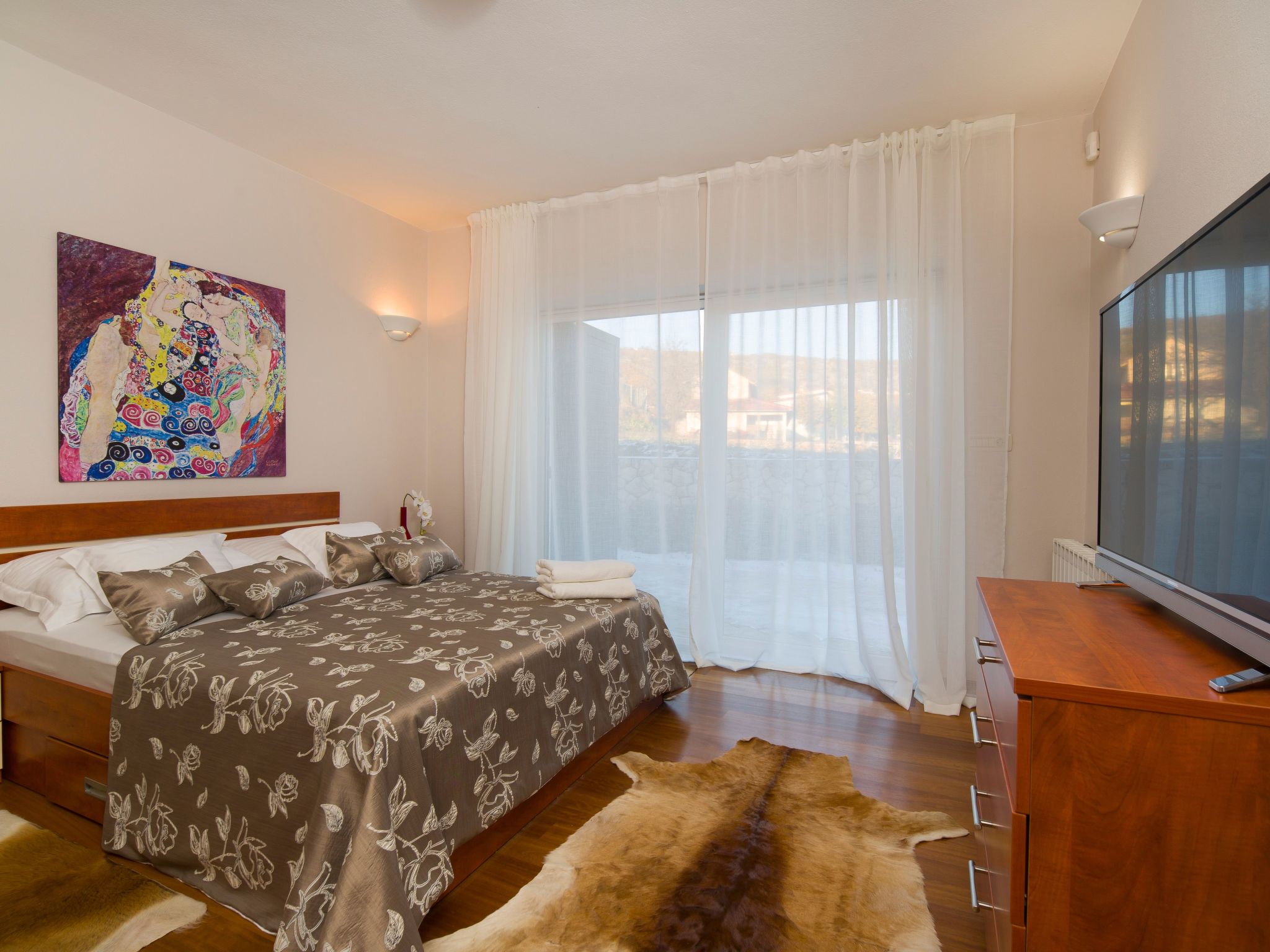 Ferienvilla mit Garten, Grill und Terrasse-Drinnen