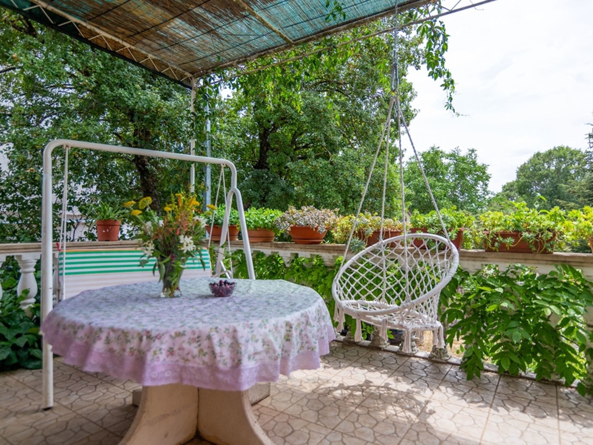 Villa Mia Flora mit Pool-Drinnen