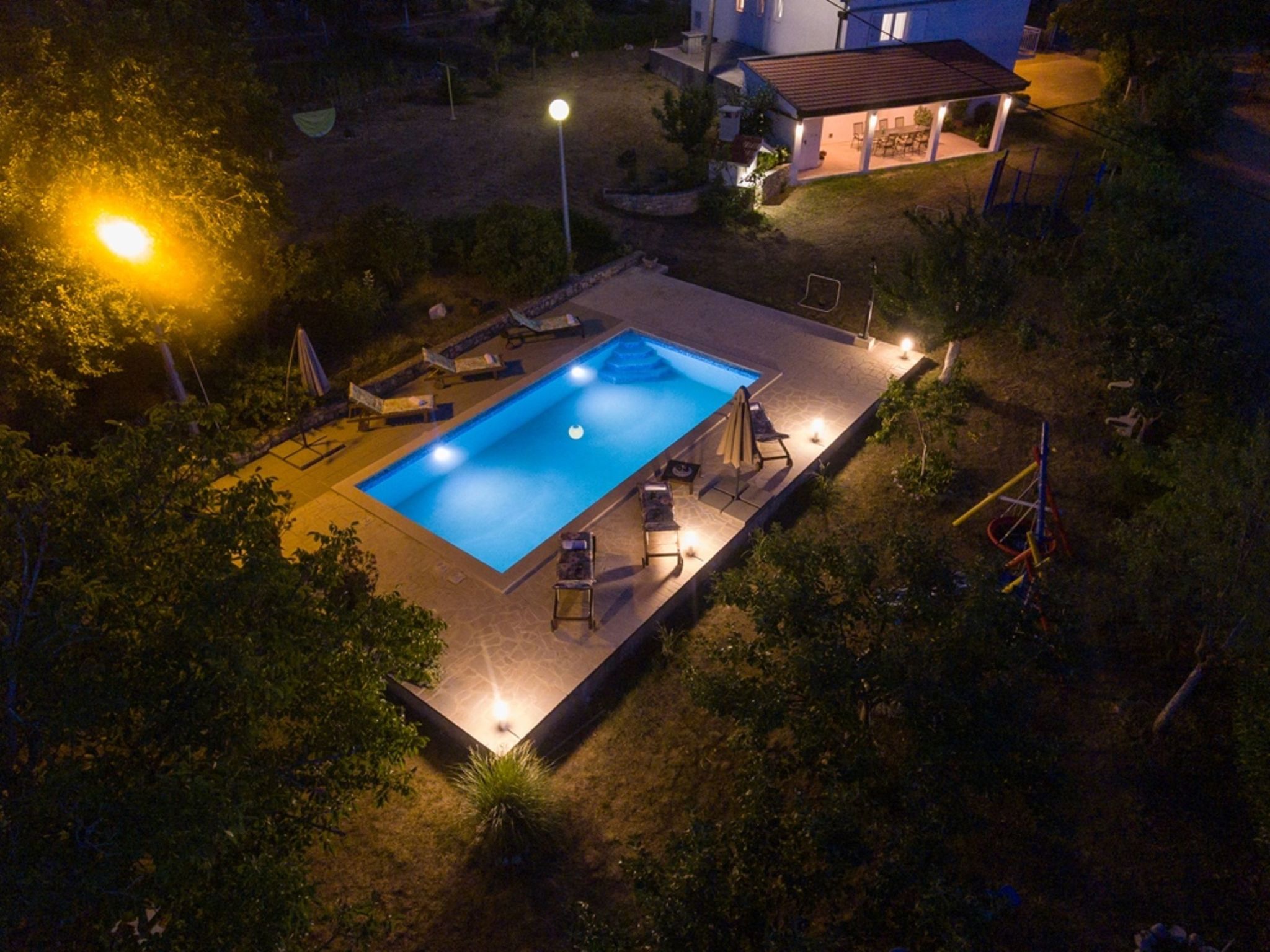 Villa Mia Flora mit Pool-Drinnen