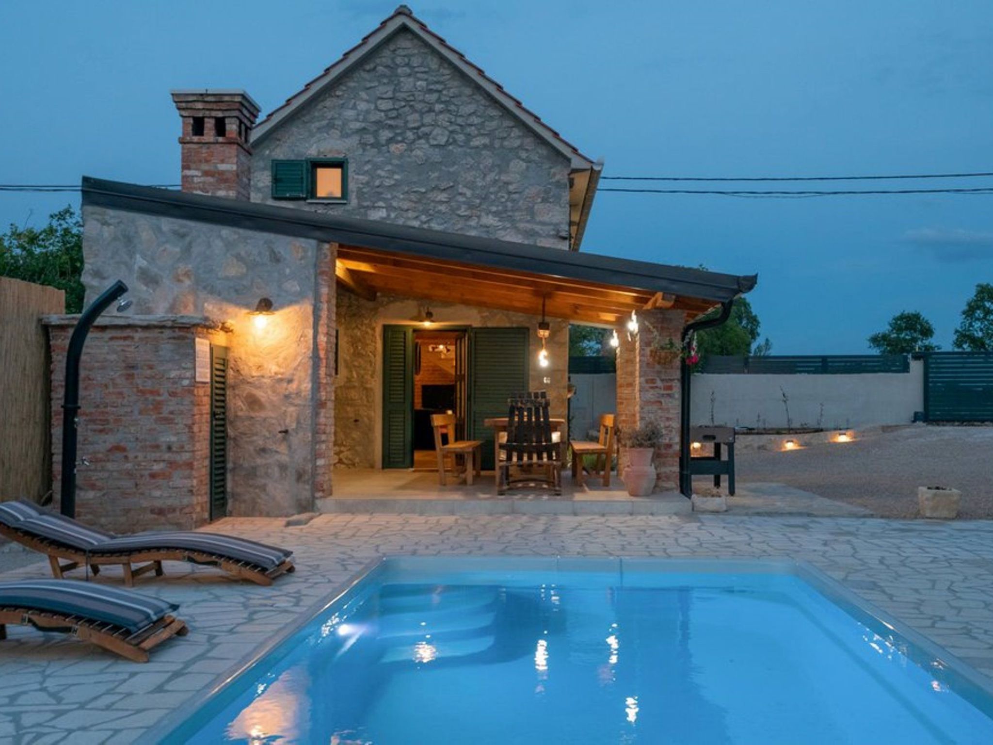 Villa Eli Rustic mit privatem Pool-Dedans