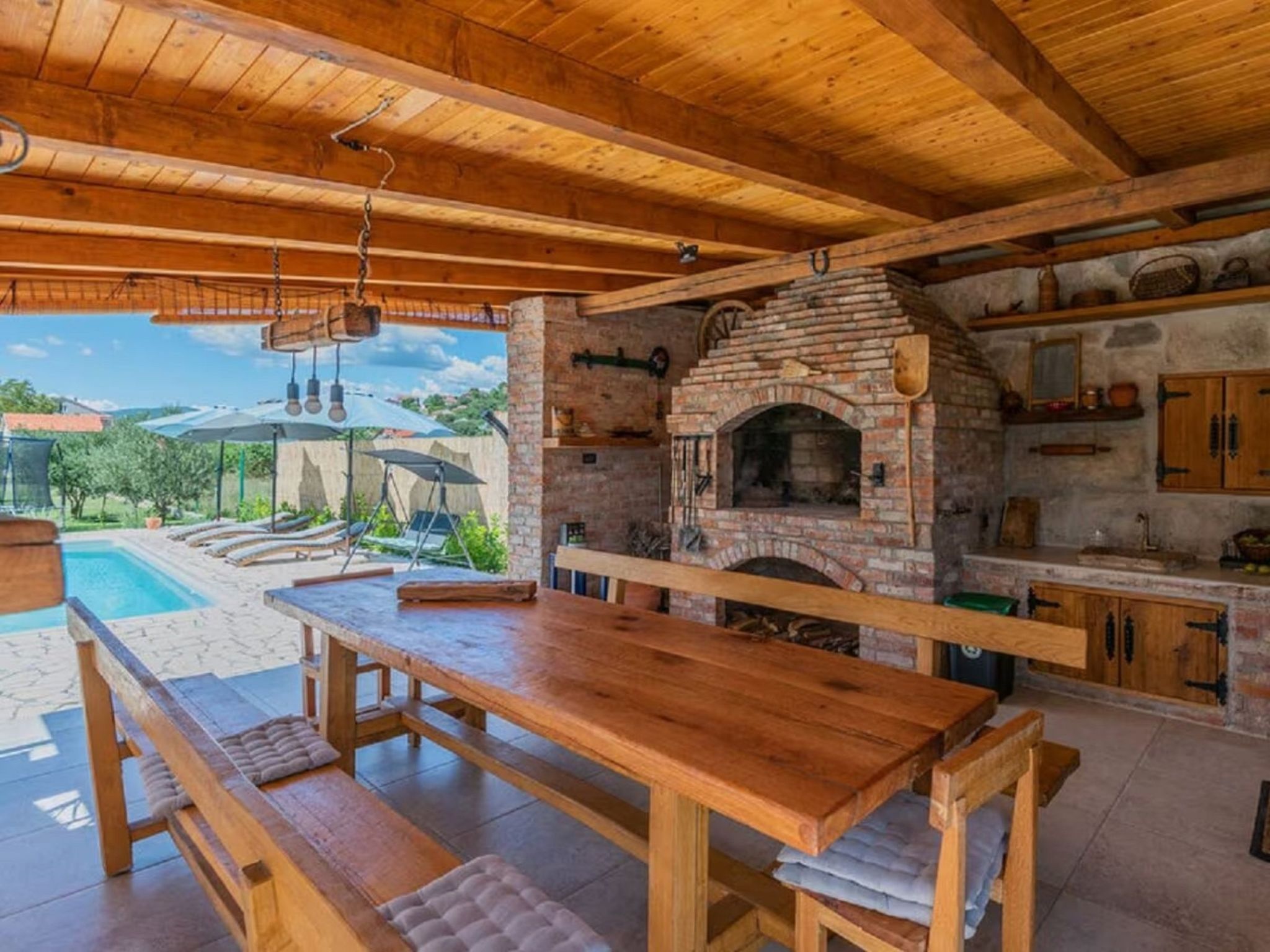 Villa Eli Rustic mit privatem Pool-Dedans