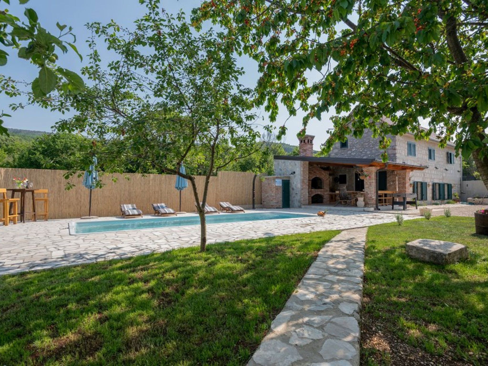 Villa Eli Rustic mit privatem Pool-Dedans