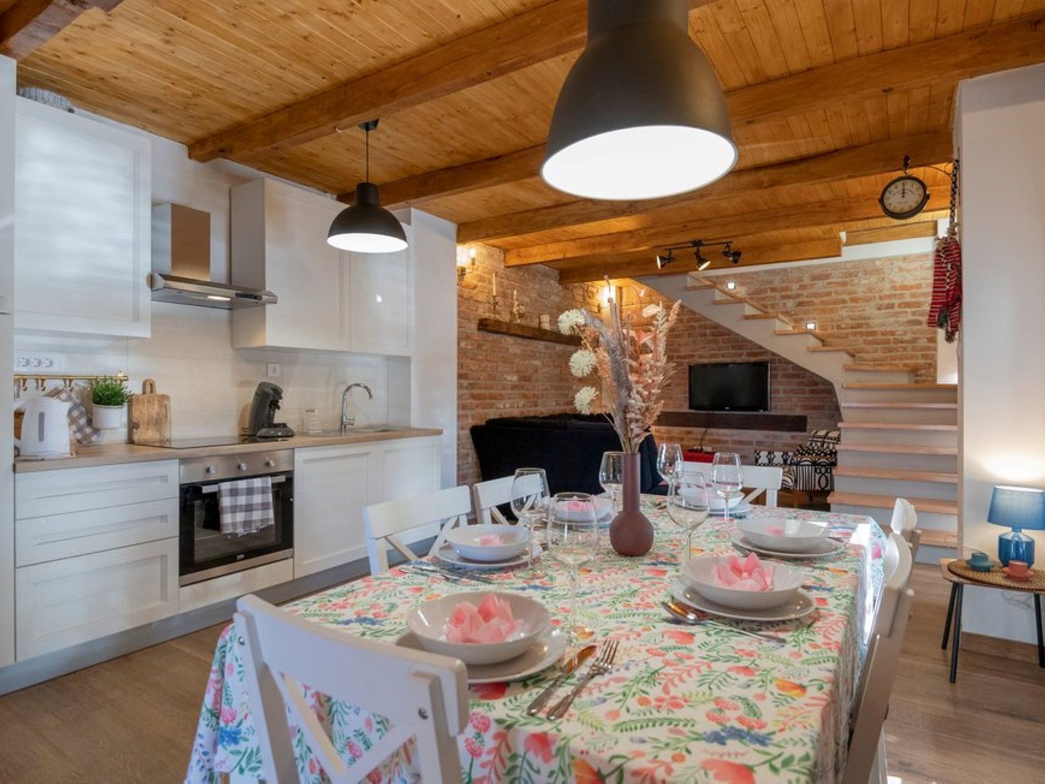 Villa Eli Rustic mit privatem Pool-Dedans