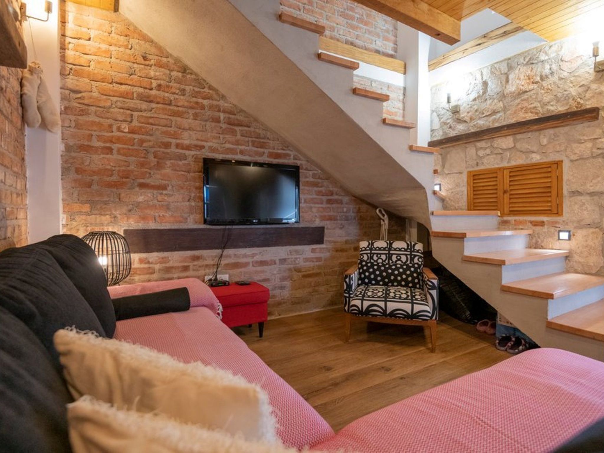 Villa Eli Rustic mit privatem Pool-Dedans