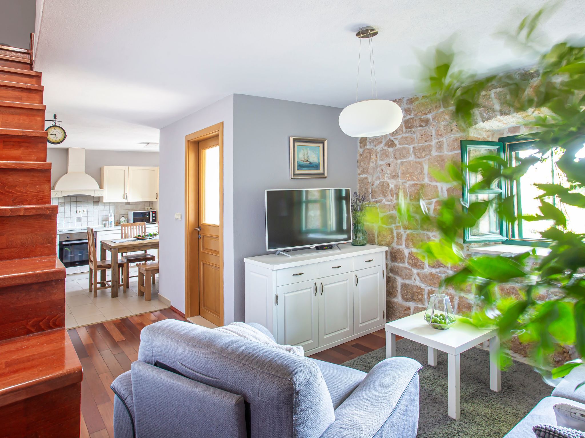 Großes Ferienhaus in Gornji Vinjani mit Pool - Image-tags.info