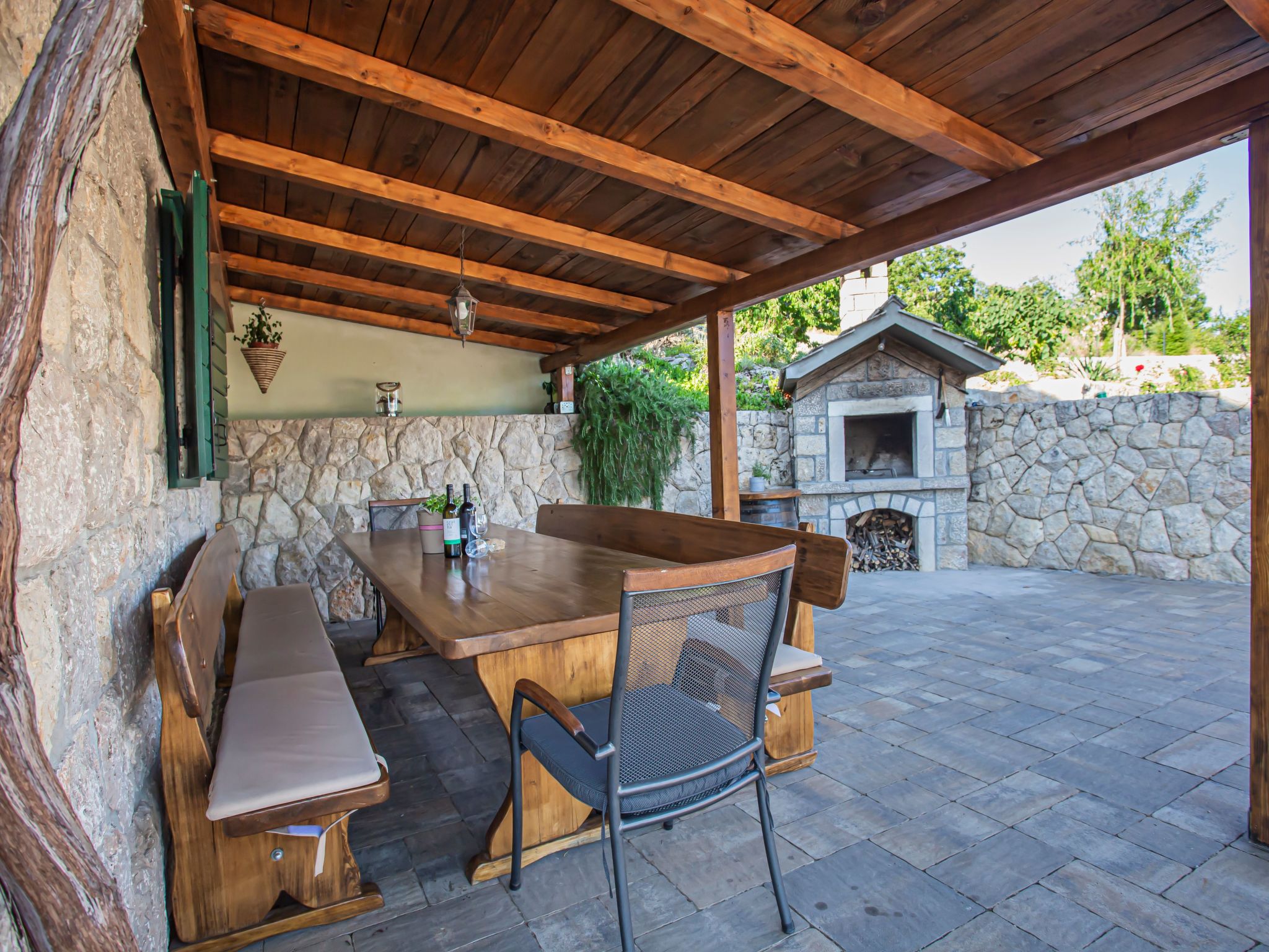 Großes Ferienhaus in Gornji Vinjani mit Pool - Image-tags.info