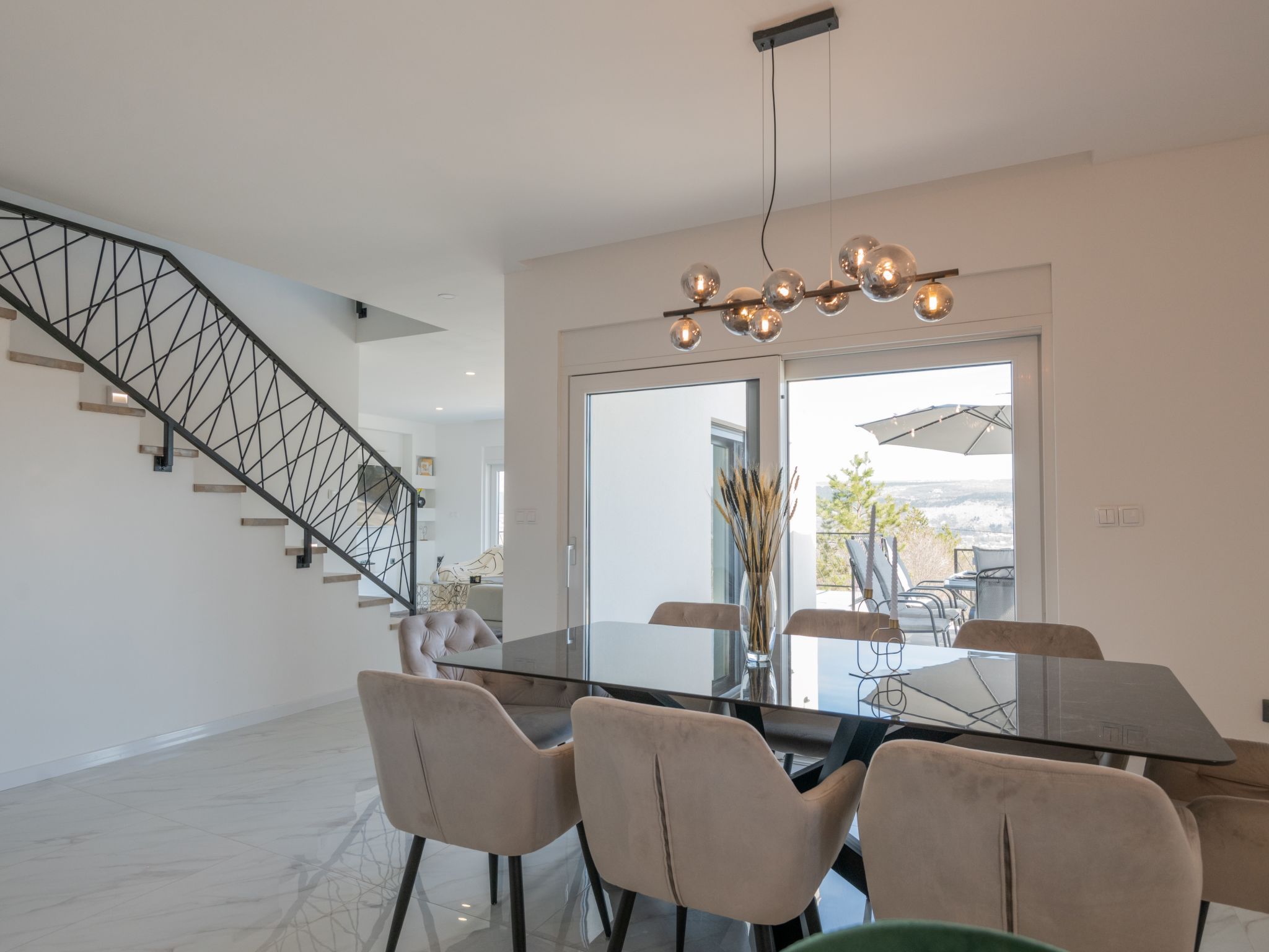 Villa Karin – Cuisine et coin repas, photo 9 sur 35