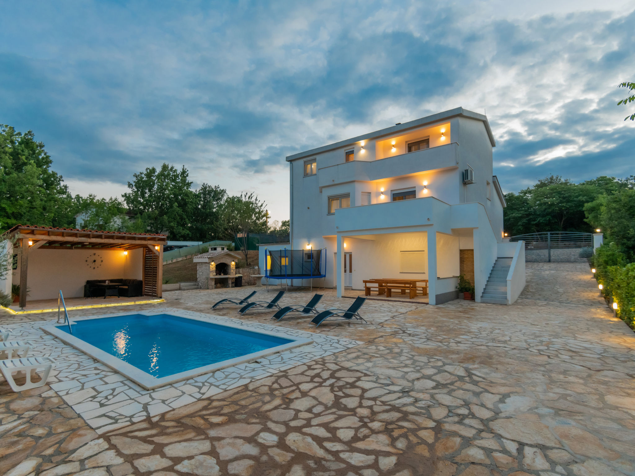 Villa Dalmatina: privéparadijs met zwembad op 30 meter van het strand - foto 23