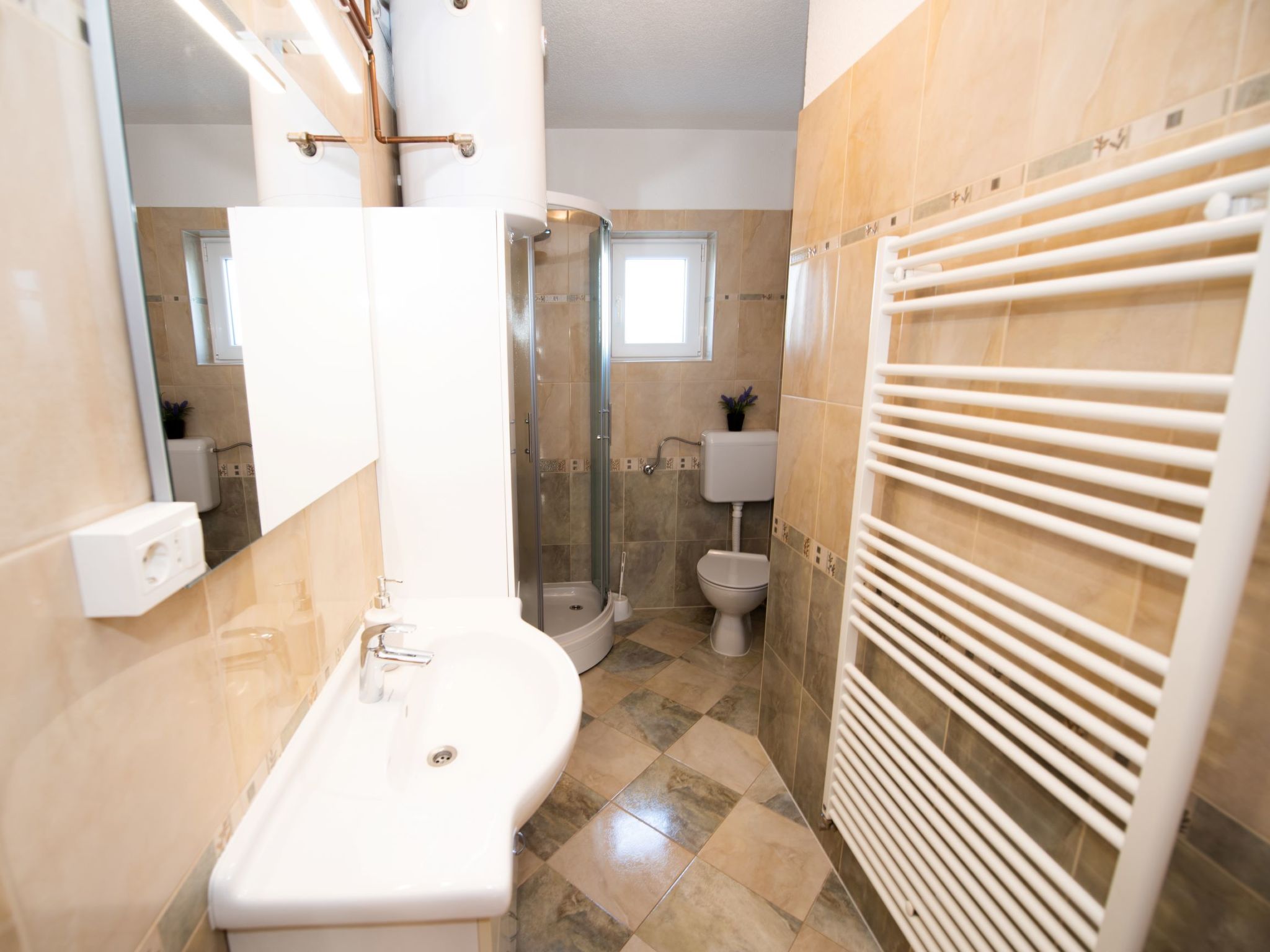 Villa Maria: Ruime vrijstaande woning met zwembad en uitzicht op de bergen bij Imotski - foto 22