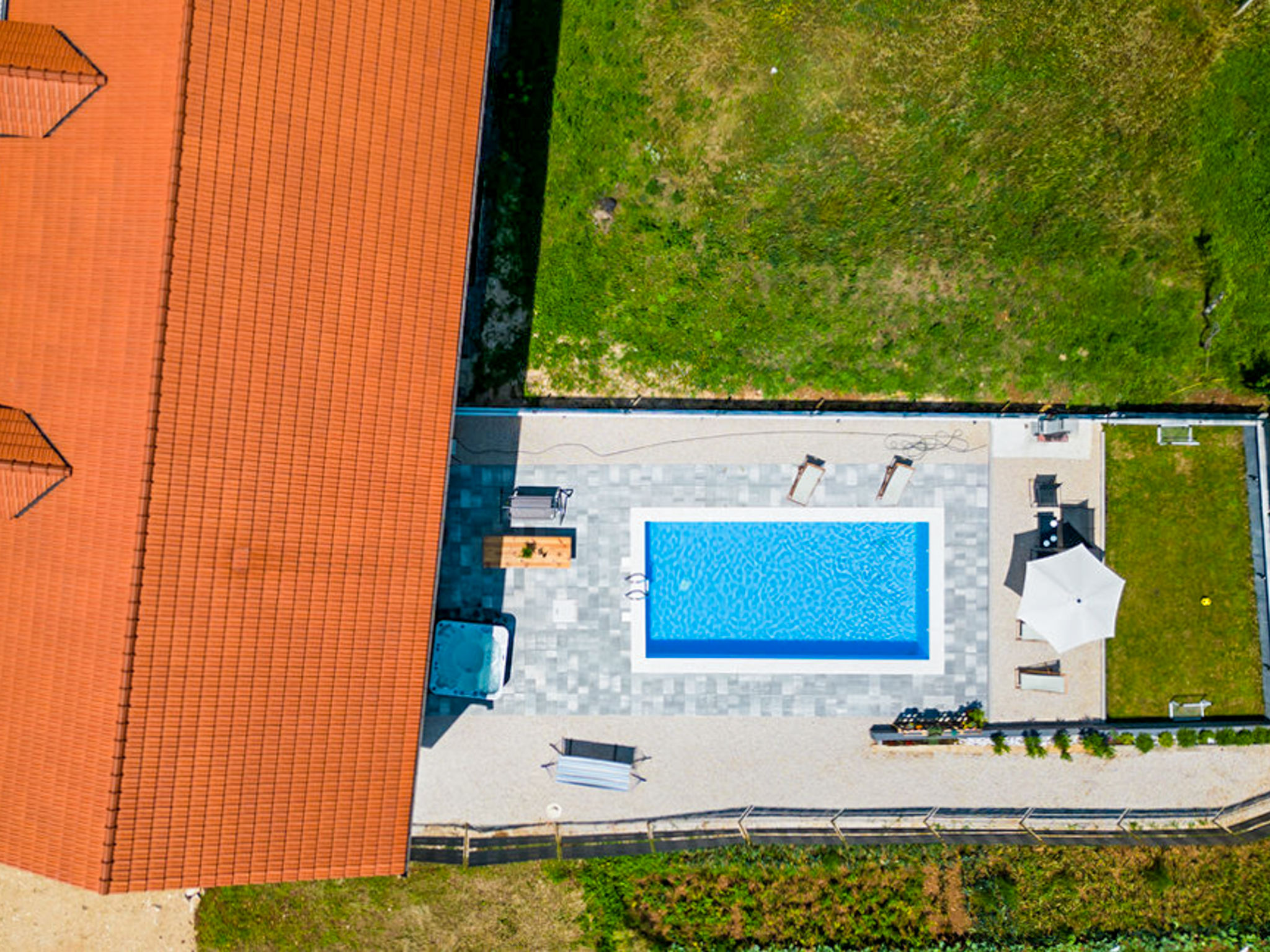 Moderne vakantievilla voor 8 personen met privézwembad en jacuzzi in Imotski - foto 16